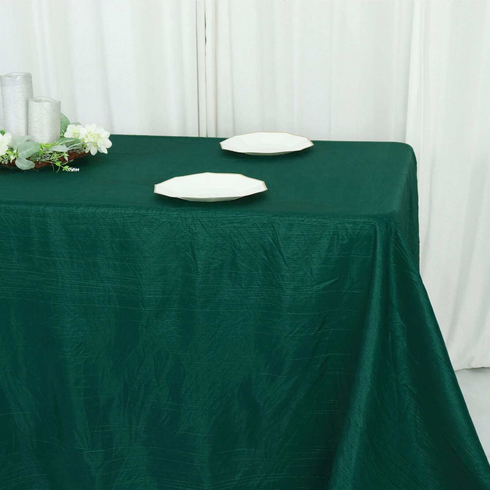 Taffeta 90"x132" Rectangle Tablecloth Hunter Emerald Green - Seamless Accordion Crinkle Table Cover