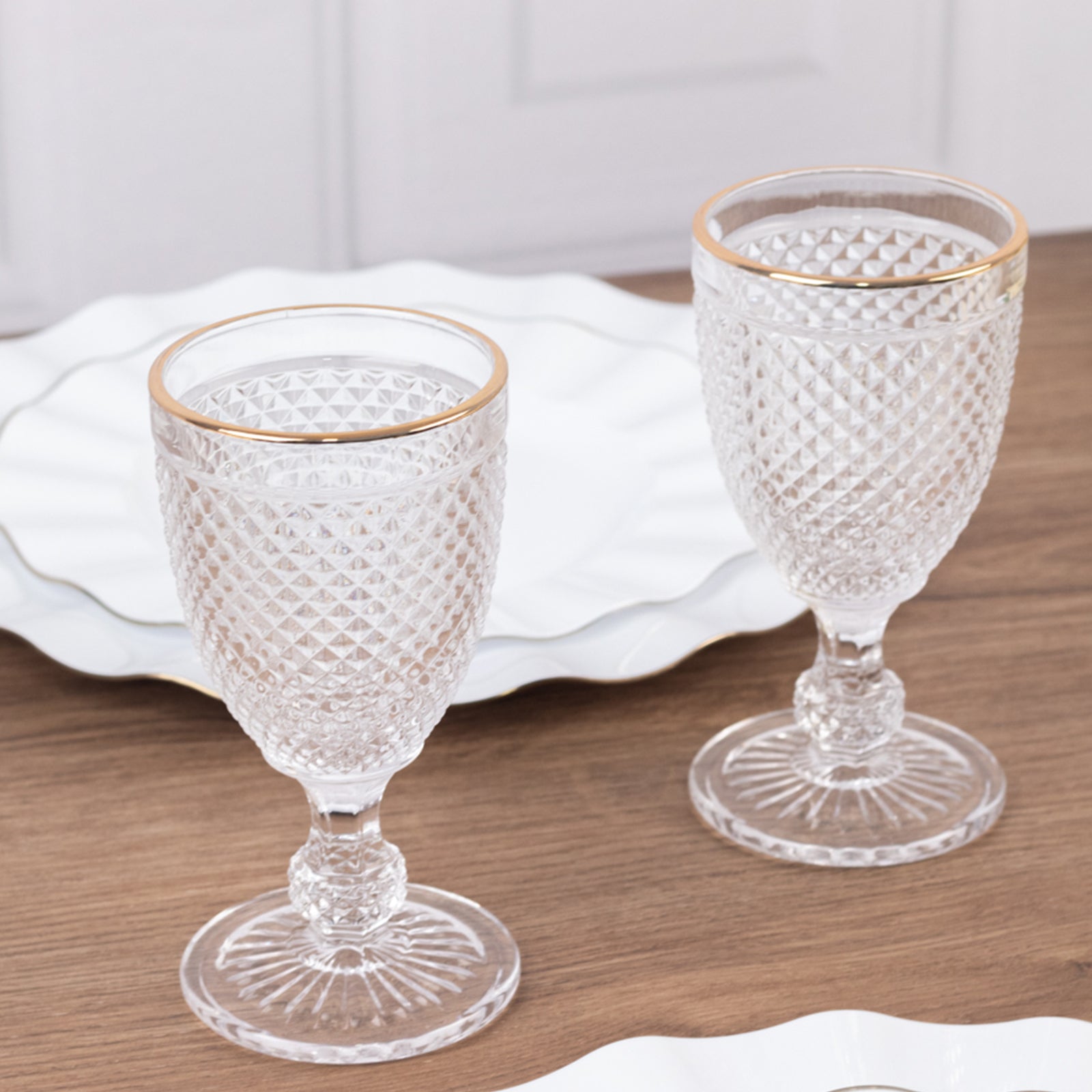 6-Pack Vintage Wine Glasses with Gold Rim and Embossed Diamond Pattern Clear - Crystal 8oz Short Stem Goblets for Cocktails 6"
