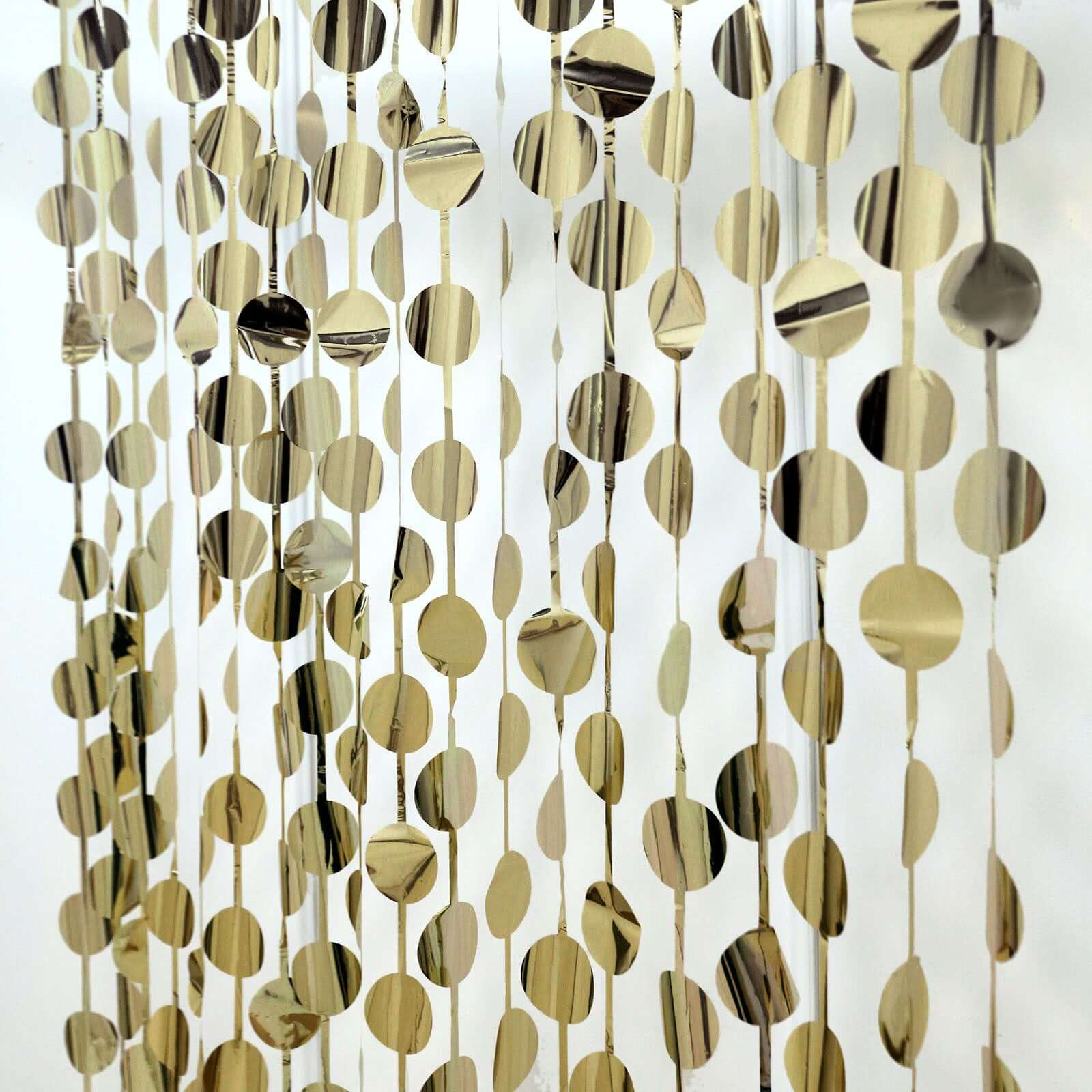 Champagne Round Chain Foil Fringe Curtain Party Backdrop, Metallic Champagne Tinsel Streamer Party Decor - Door Window Foil Curtain - 3ftx6.5ft