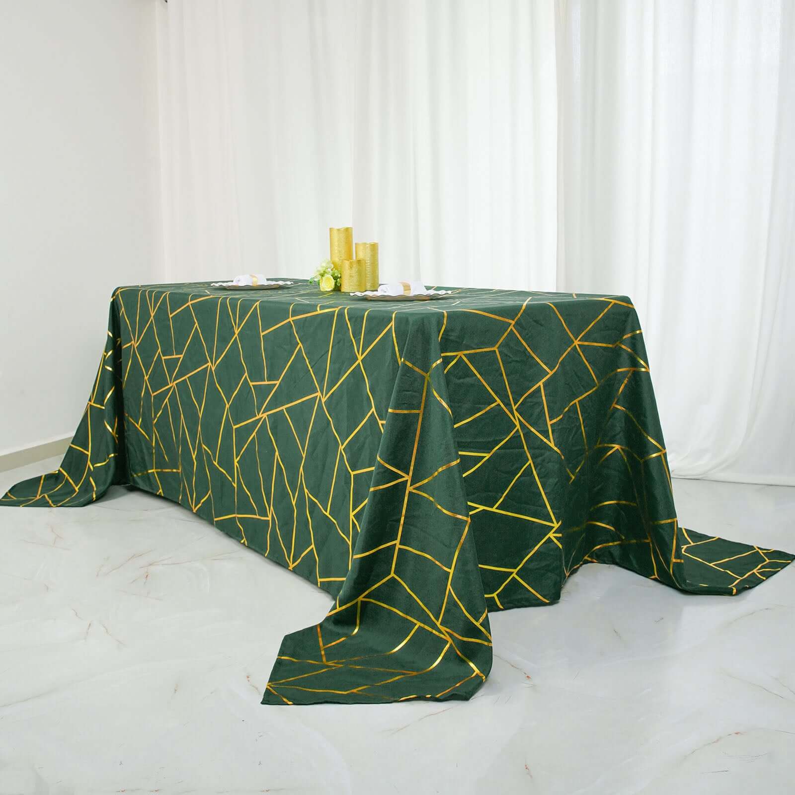 Polyester 90"x156" Rectangle Tablecloth Hunter Emerald Green Seamless with Gold Foil Geometric Pattern - Wrinkle-Resistant Seamless Table Cover for Sophisticated Events