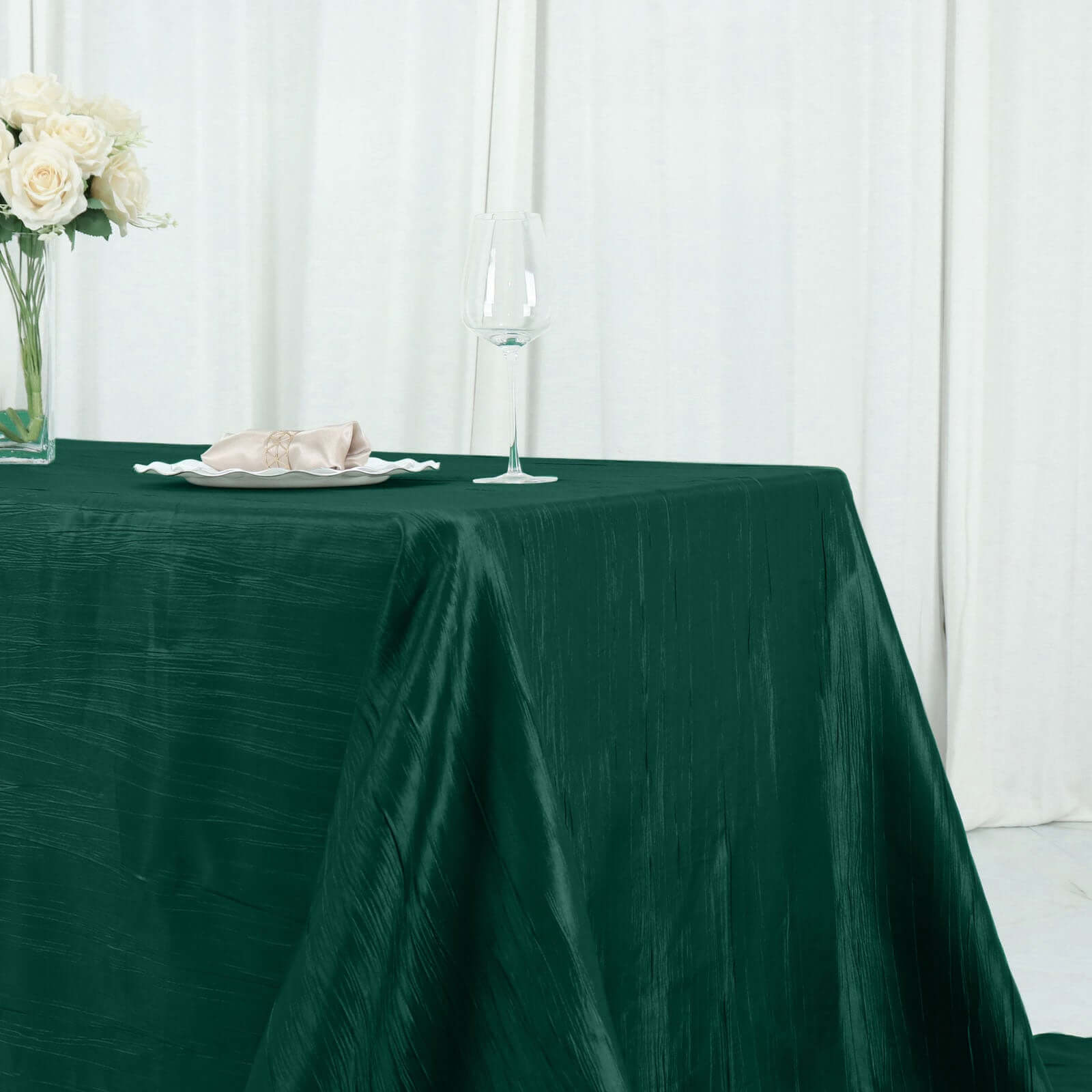 Taffeta 90"x156" Rectangle Tablecloth Hunter Emerald Green - Accordion Crinkle Seamless Table Cover