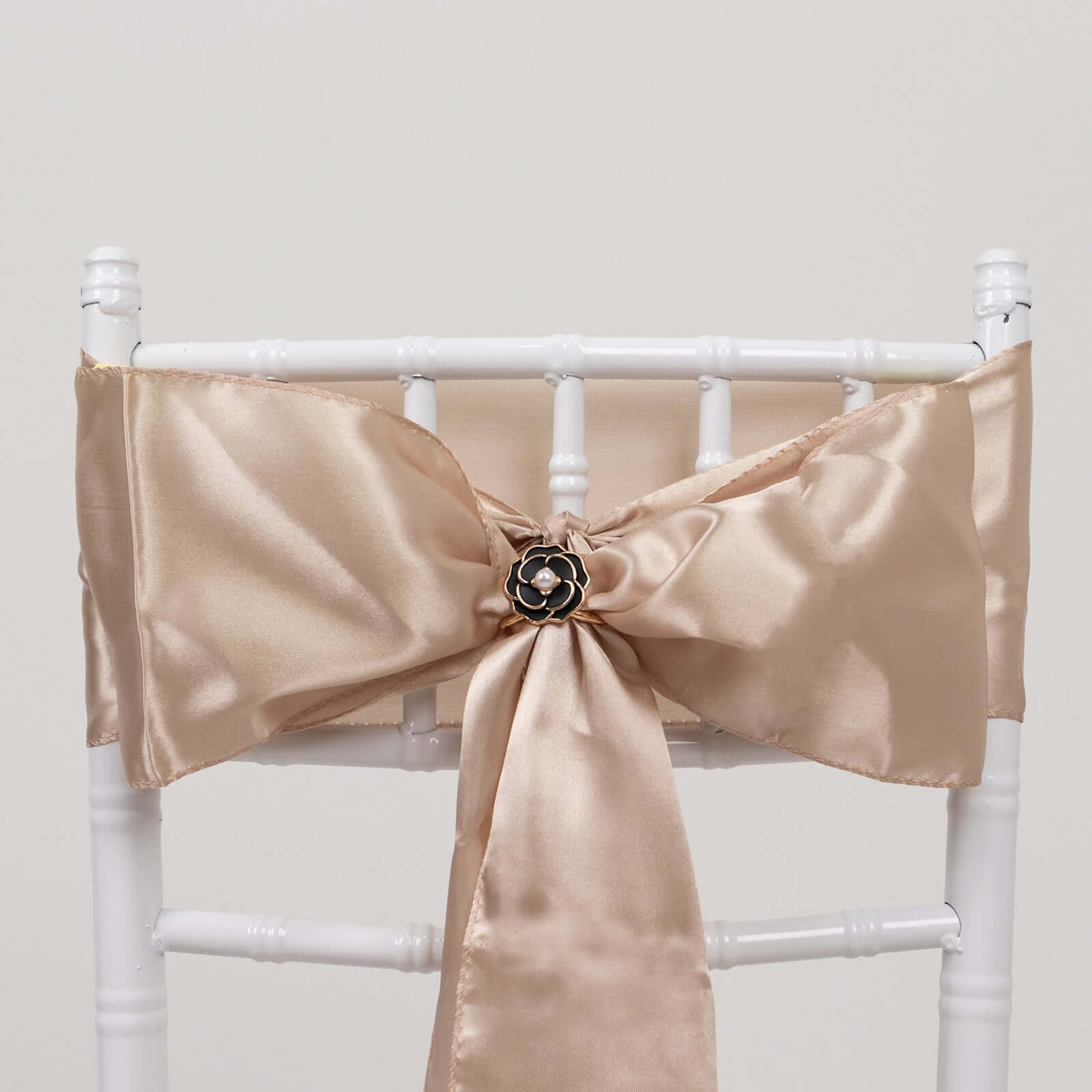 10 Pack Metal Chair Sash Pin Buckles Black 3D Rose Shaped - Stylish Pearl Floral Napkin Rings with Gold Rim