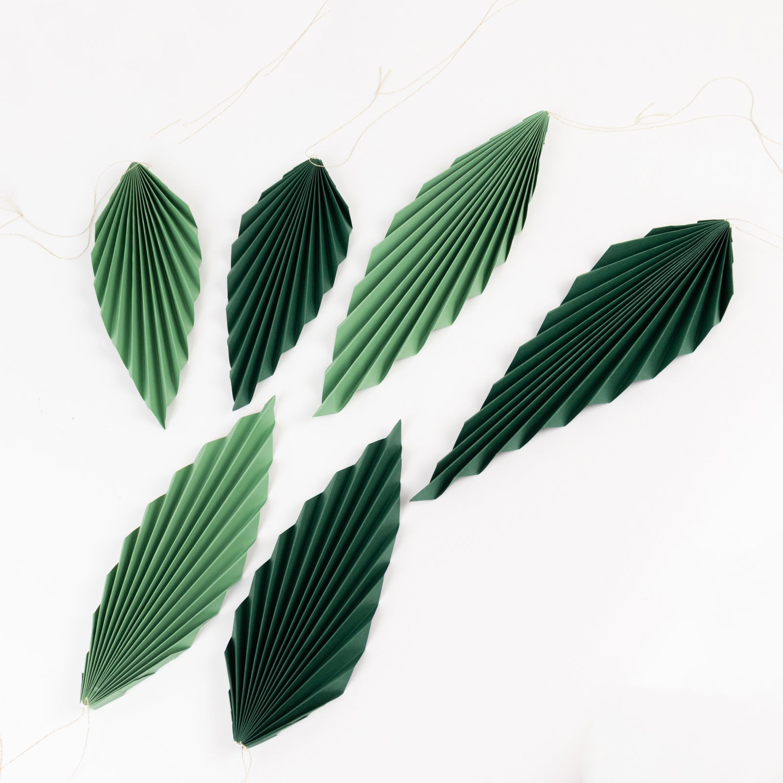Set of 6 Mixed Green Leaves Hanging Paper Fans Backdrop Decor, Pre-Strung Foldable Tropical Palm Leaves Jungle Theme Party Supplies - 11",15"