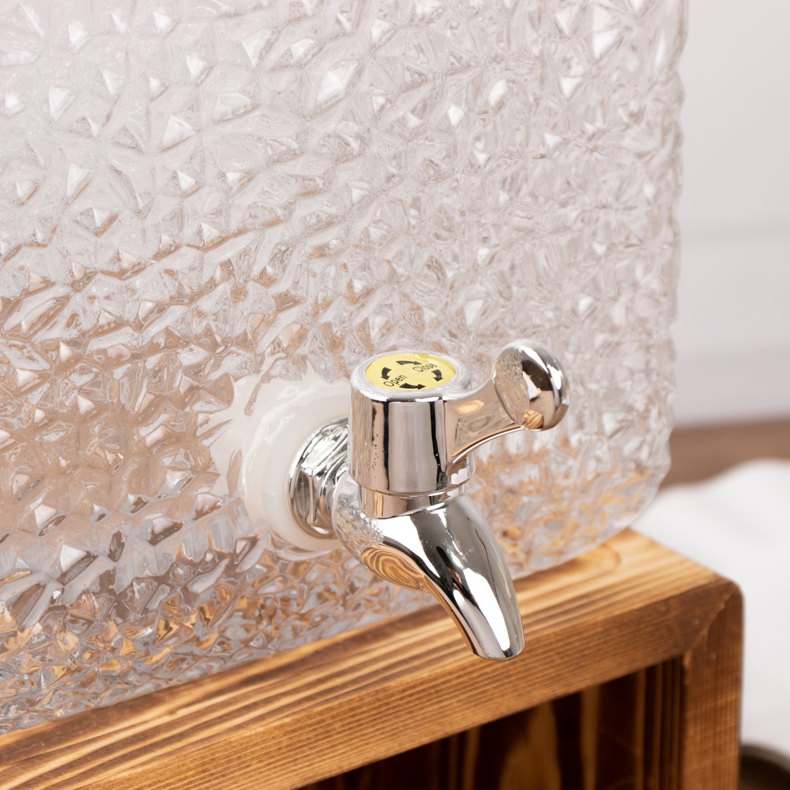 Gallon Clear Hammered Glass Beverage Dispenser, Rectangular Juice Jar with Wooden Stand and Lid - Lead-Free Countertop Feature 19"