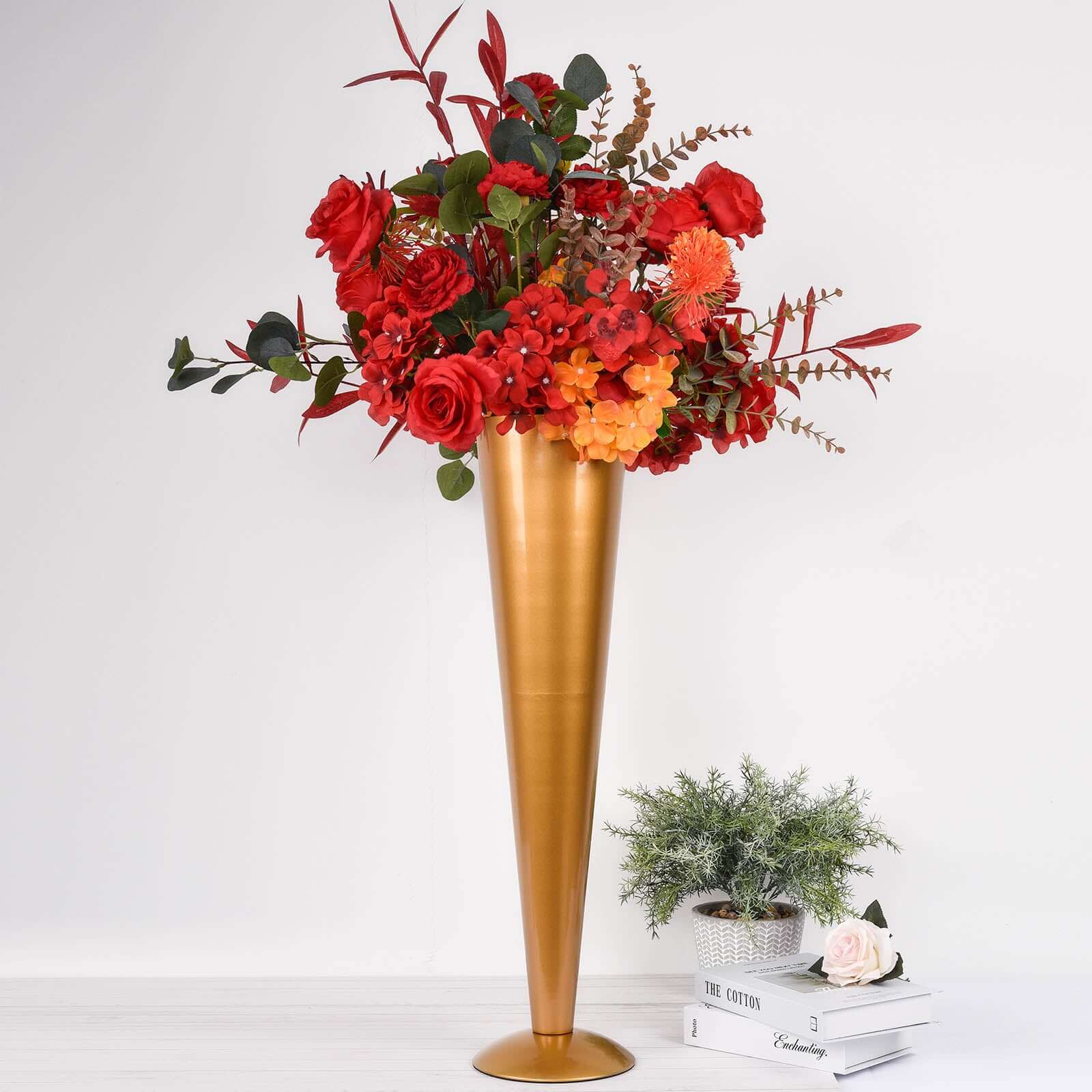 Metal Trumpet Vase Brushed Gold - Durable Design for Stylish Wedding Decor 28"