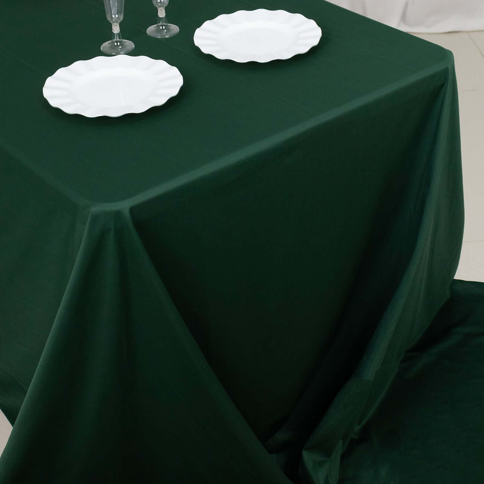 Scuba Rectangular 90"x156" Tablecloth Hunter Emerald Green - Wrinkle Free, Stain Resistant & Seamless Table Cover