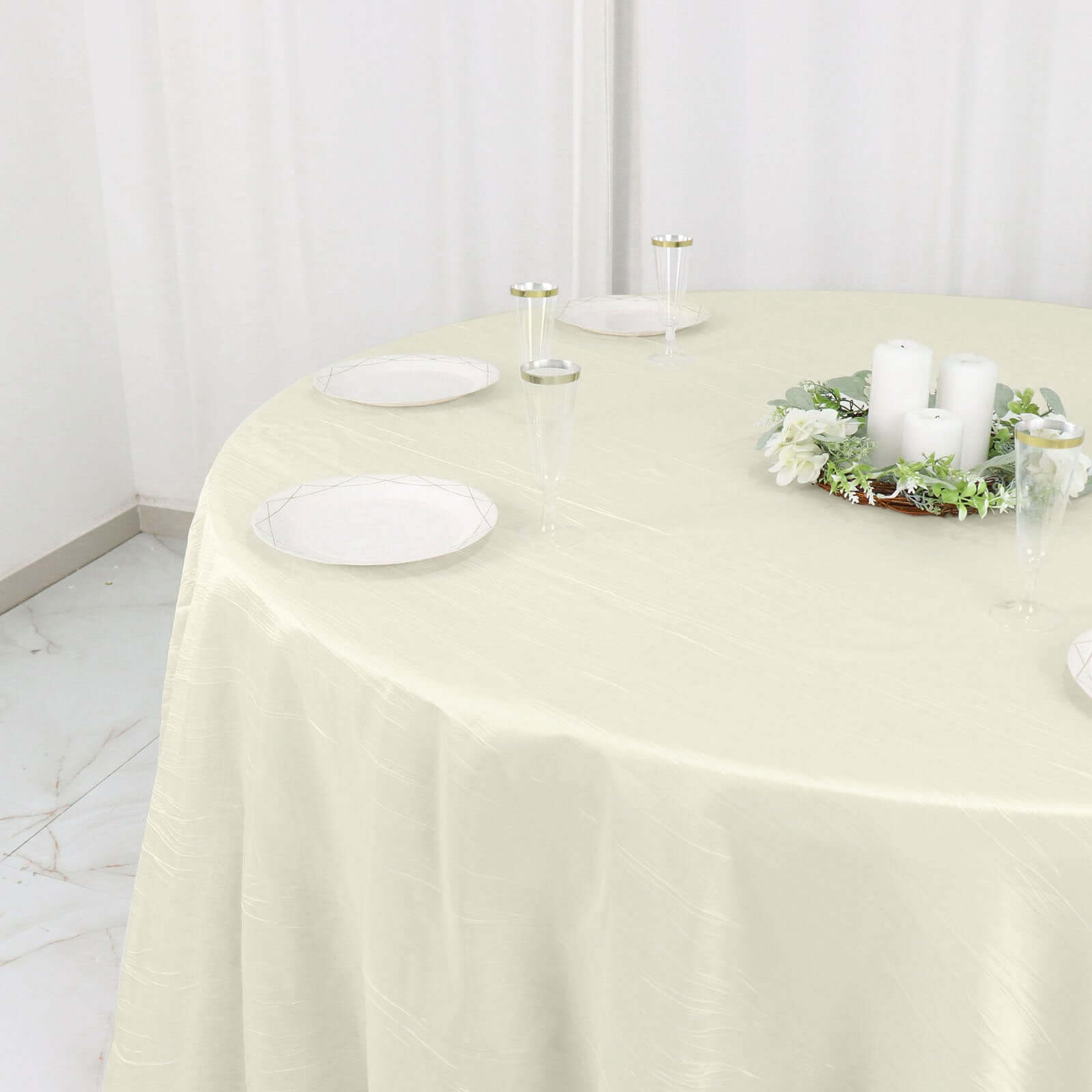 Taffeta 132" Round Tablecloth Ivory - Seamless Accordion Crinkle Table Cover