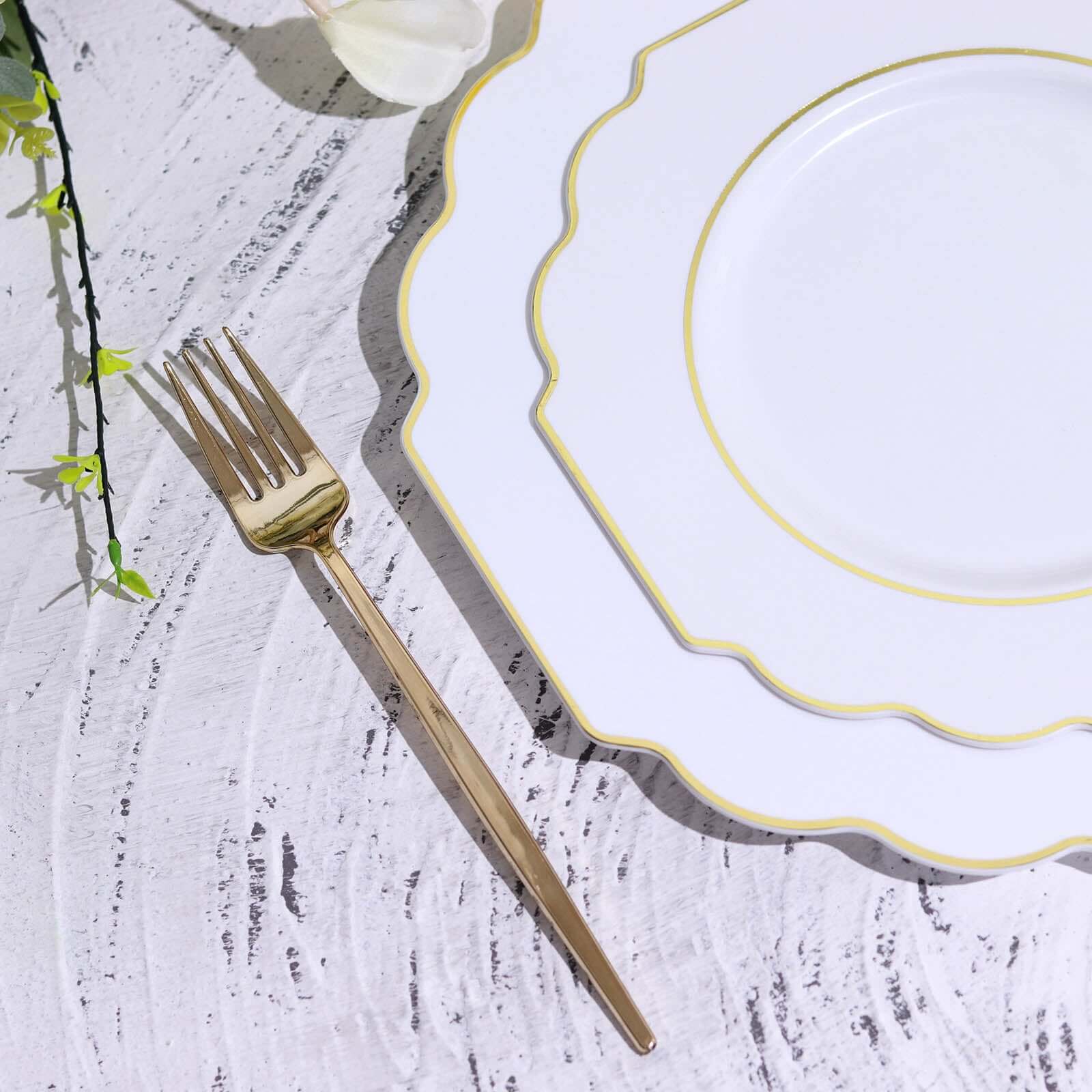 10-Pack Plastic Dinner Plates in White Baroque Design with Scalloped Gold Rim - Heavy Duty Disposable Party Plates for Events & Banquets 11"