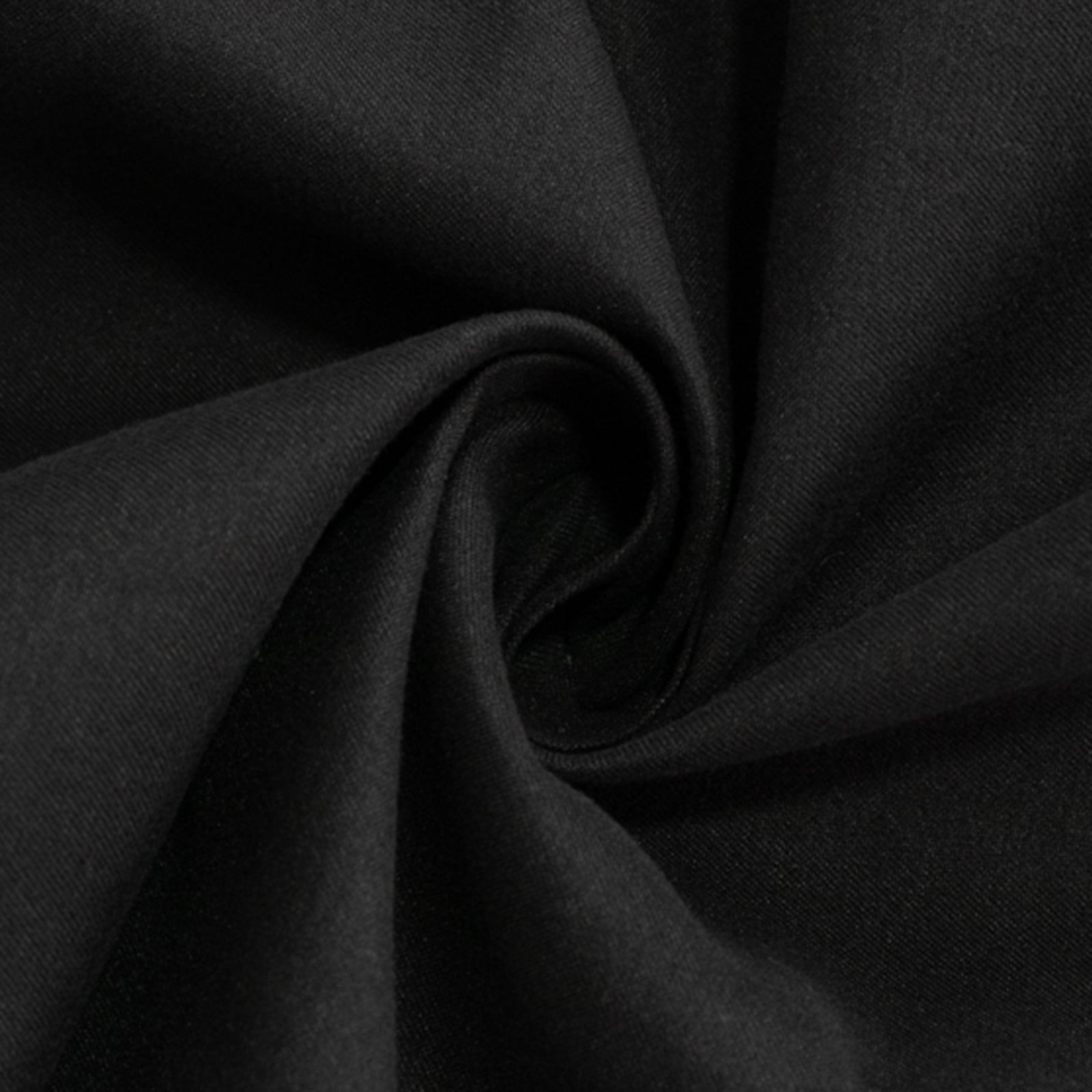 Cotton Blend 108" Round Tablecloth Black - Wrinkle-Resistant Design