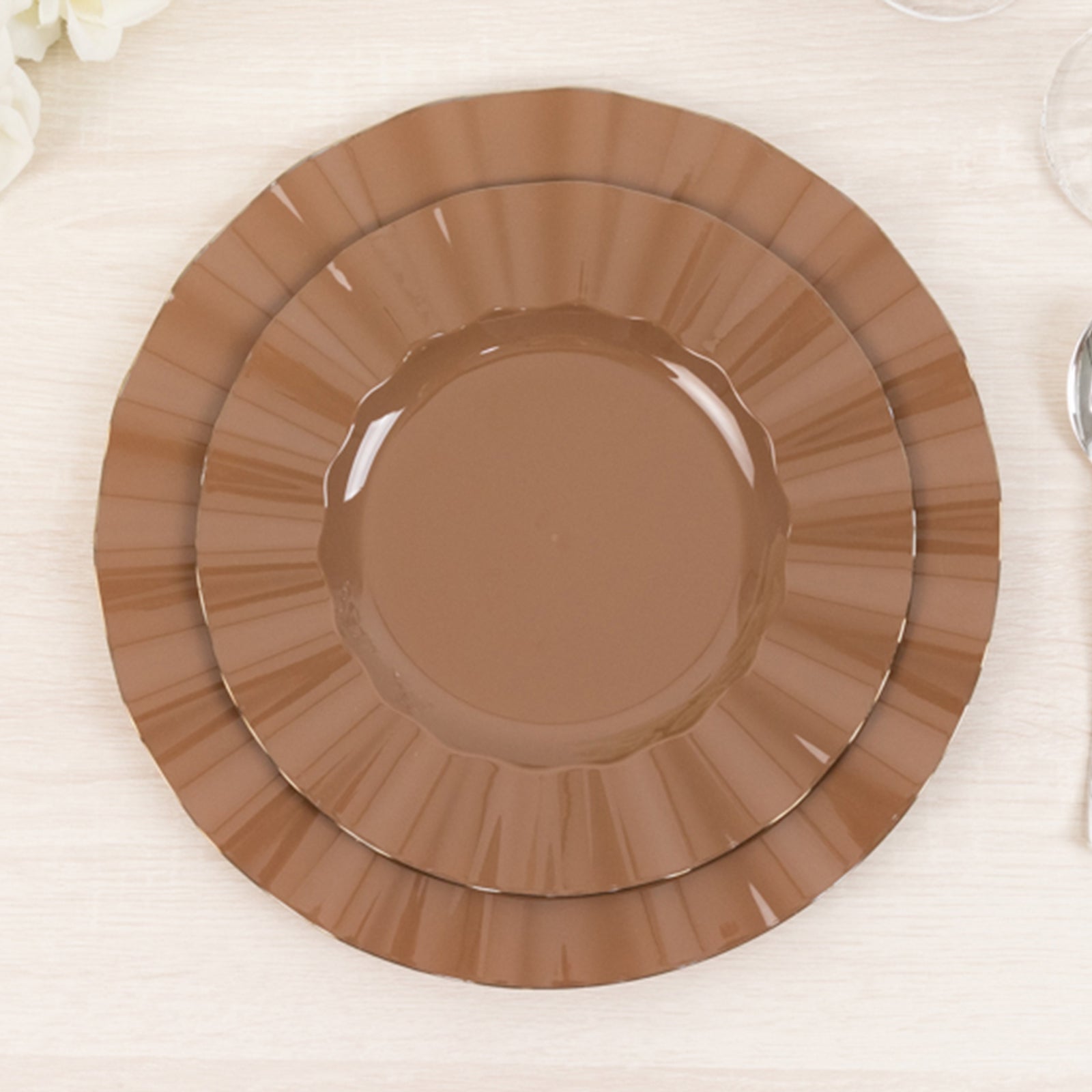 10-Pack Plastic 9" Round Dinner Plates in Coffee Brown Ruffled Rim with Gold Edging - Sturdy Disposable Dinnerware