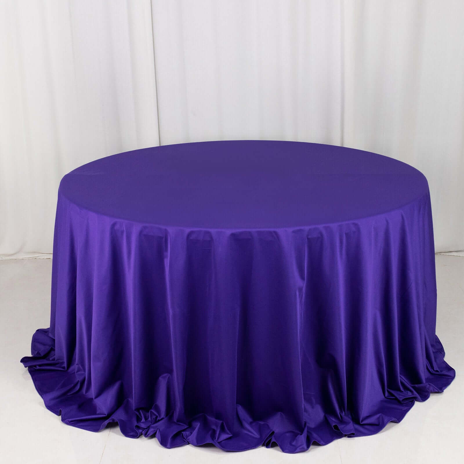 Scuba Round 132" Tablecloth Purple - Wrinkle Free & Stain Resistant Seamless Table Cover