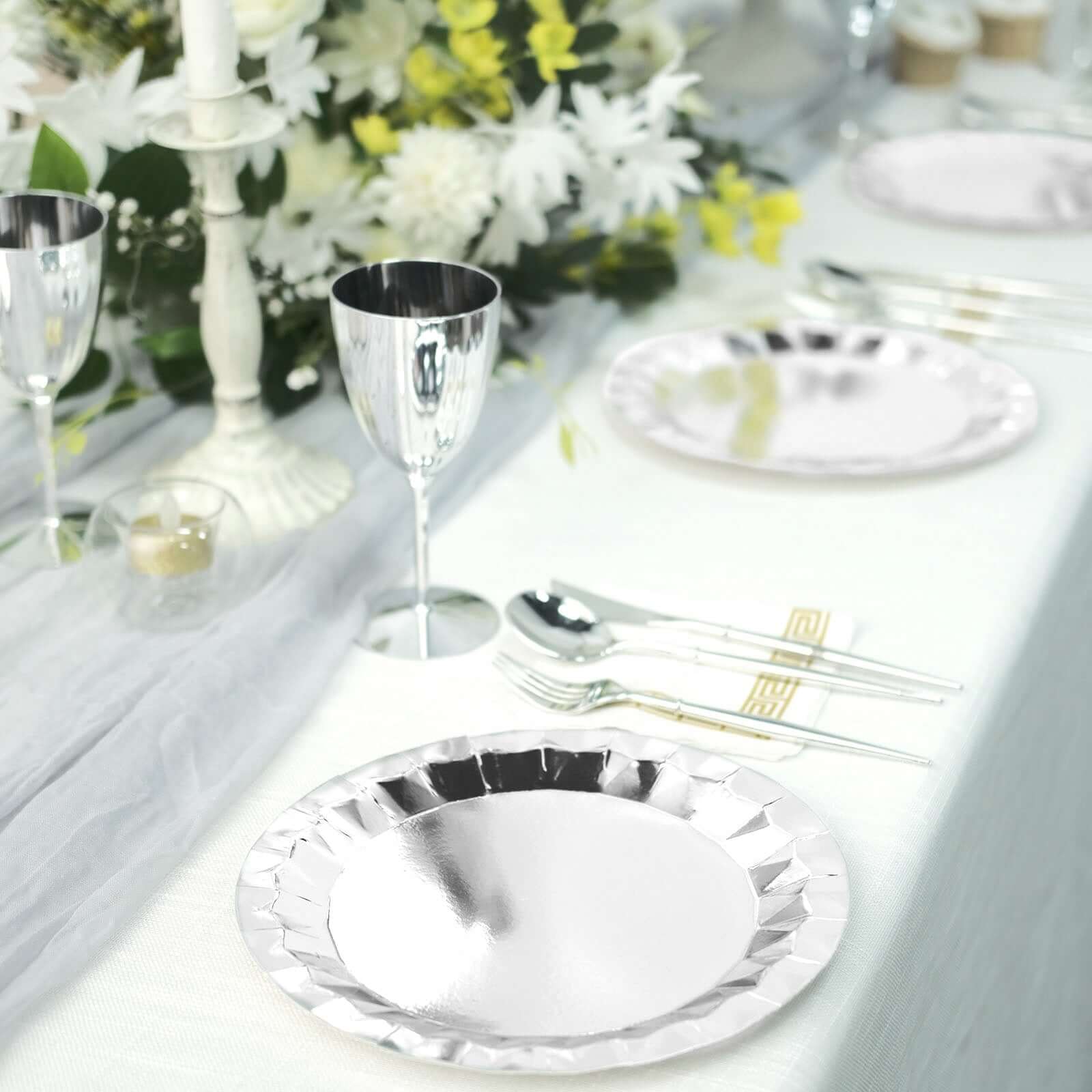 25-Pack Paper 9" Round Dinner Plates in Metallic Silver with Geometric Prism Rim - Disposable 400GSM Party Plates