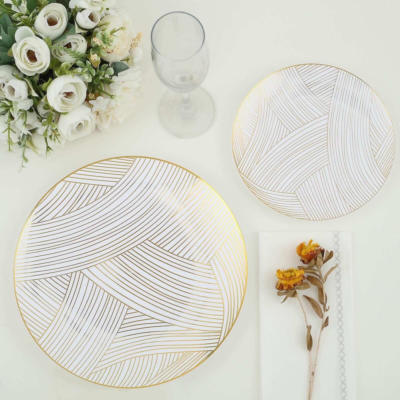10-Pack Plastic 10" Round Dinner Plates in White with Gold Wave Brush Strokes Pattern - Disposable Party Plates for Modern & Classy Table Decor