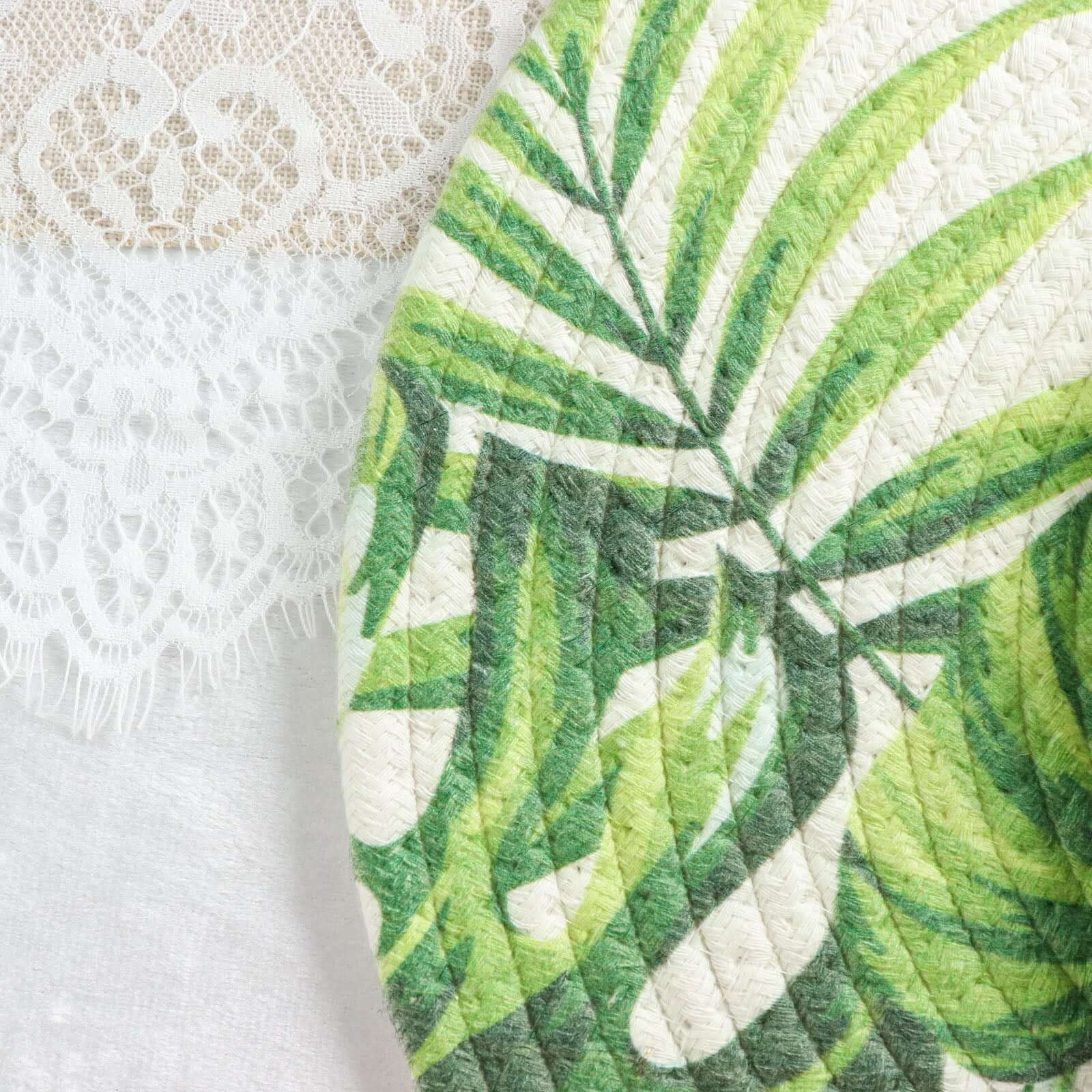 4-Pack Table Placemats Tropical Leaf Design Green Cotton Round - Woven Indoor/Outdoor Dining Mats 15"