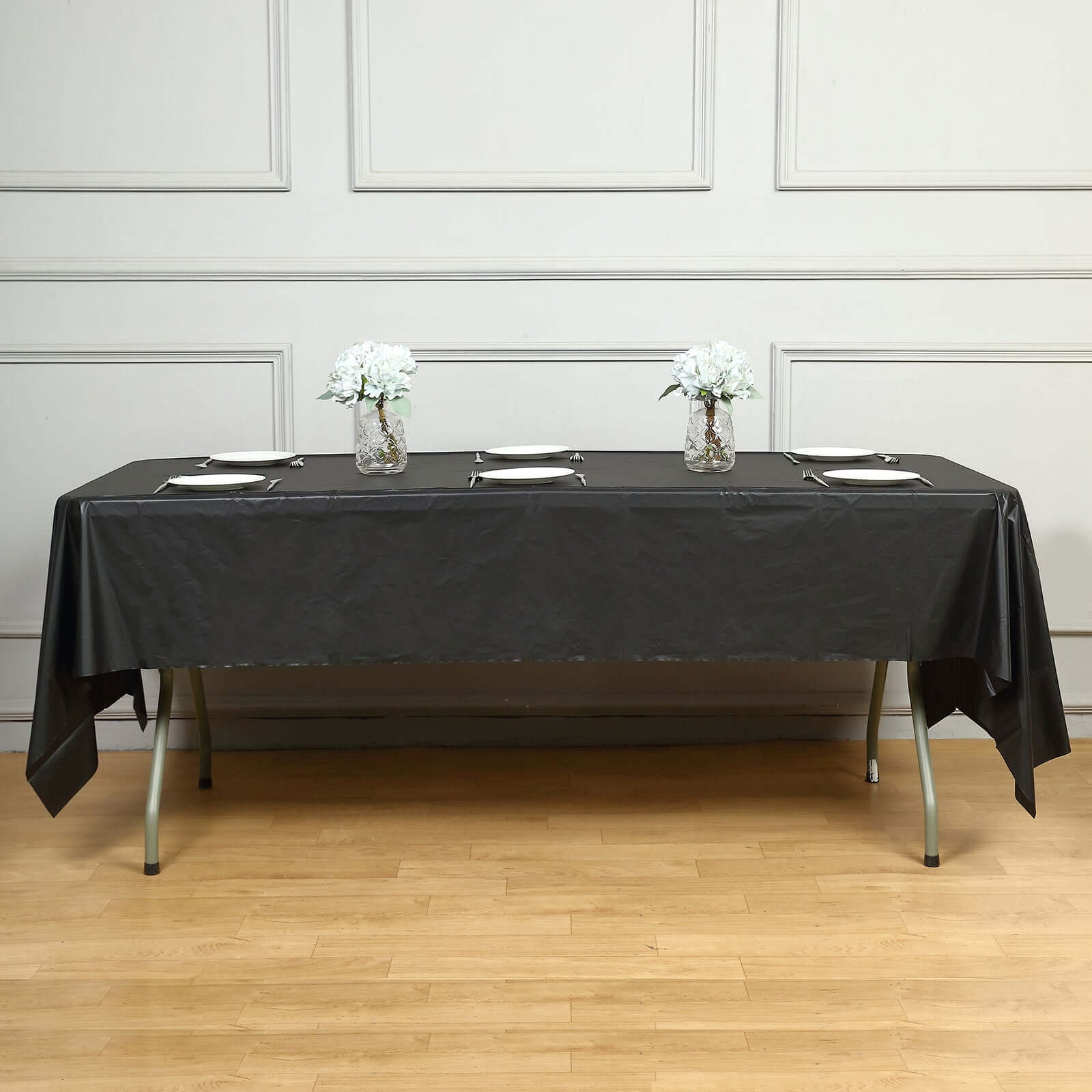 5-Pack Plastic Table Covers Black Rectangle - Reliable PVC Disposable Covers for Gatherings 54"x108"