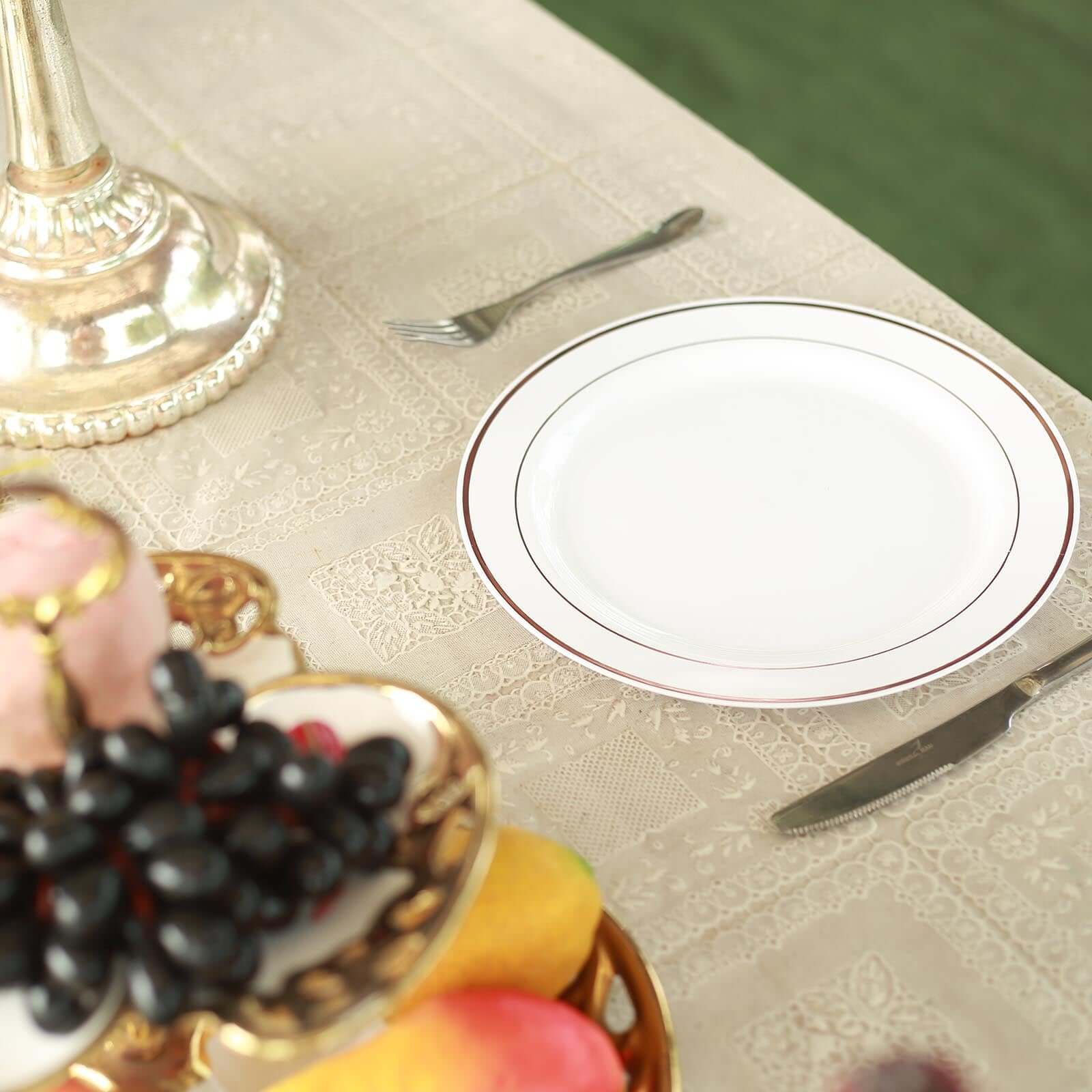 10-Pack Plastic Dinner Plates White with Très Chic Rose Gold Rim - Perfect Disposable Party Plates 10"