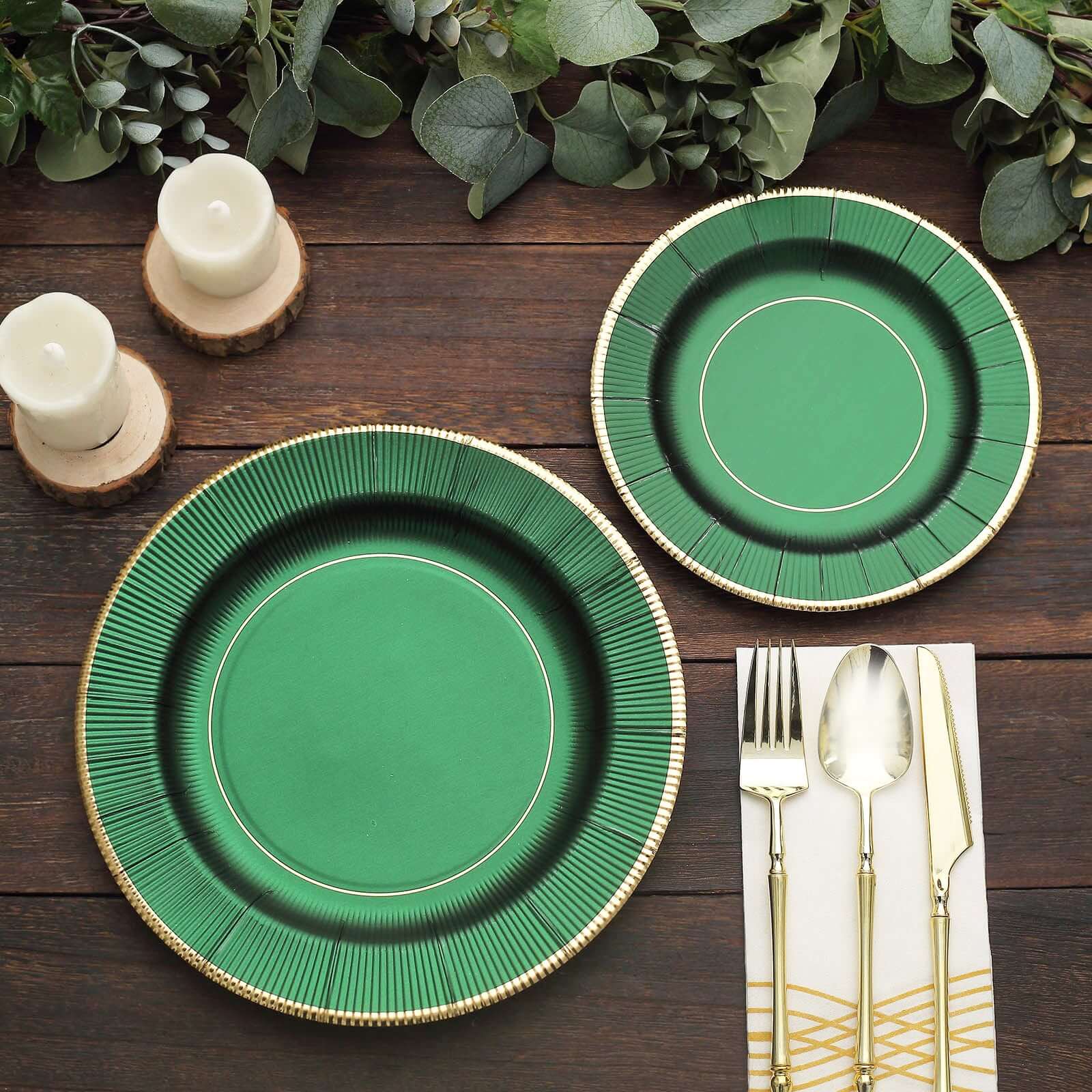 25-Pack Paper 10" Round Dinner Plates in Hunter Emerald Green Sunray Design with Gold Rim - Disposable Heavy Duty 350GSM Party Plates