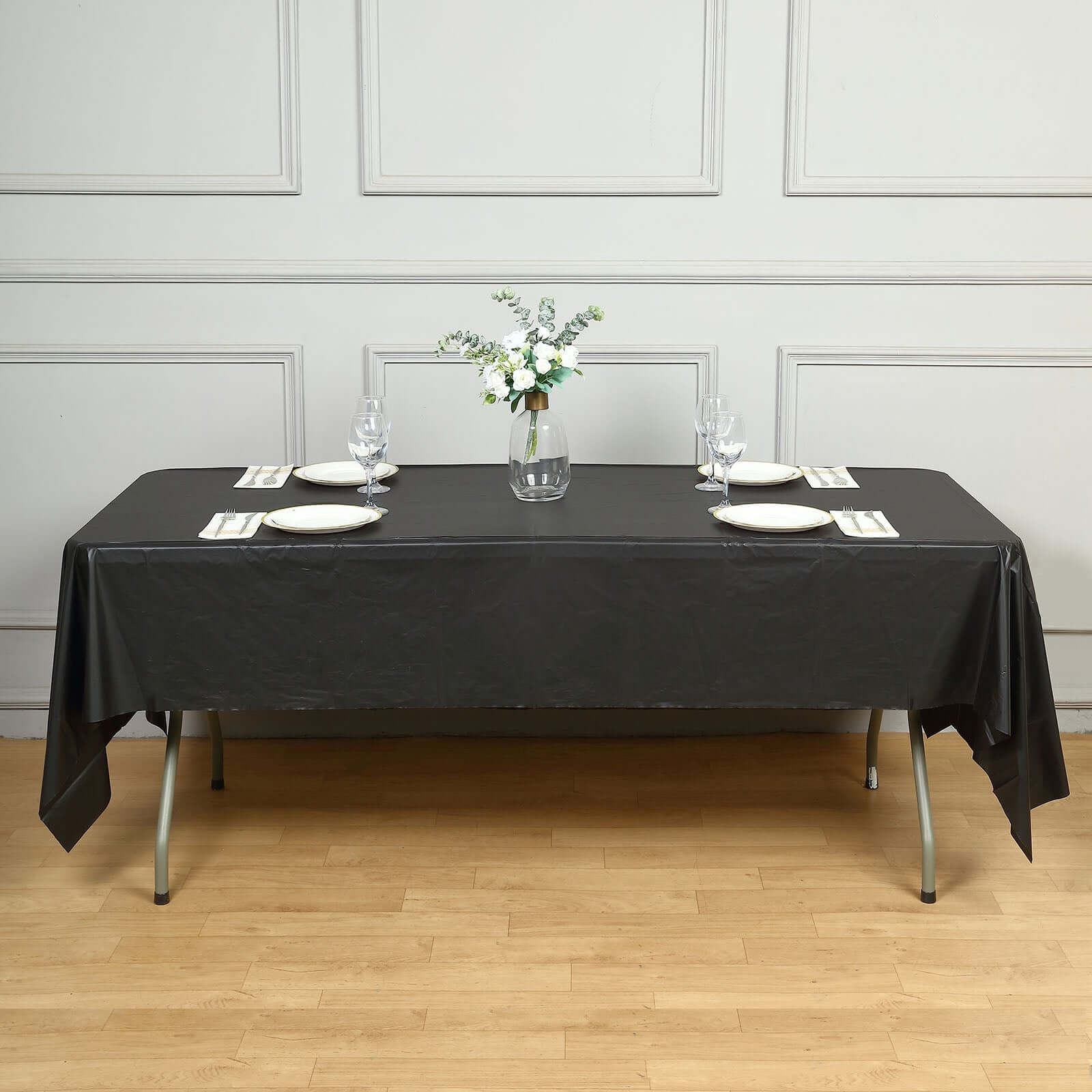5-Pack Plastic Table Covers Black Rectangle - Reliable PVC Disposable Covers for Gatherings 54"x108"