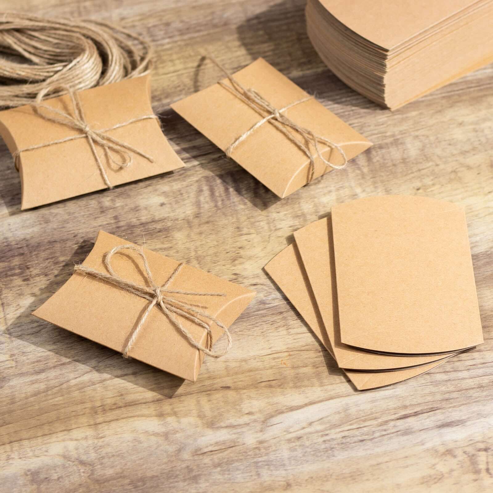 50 Pack 4.5"x3.5" Natural Brown Paper Wedding Favor Pillow Boxes with Burlap Twine, Party Gift Boxes