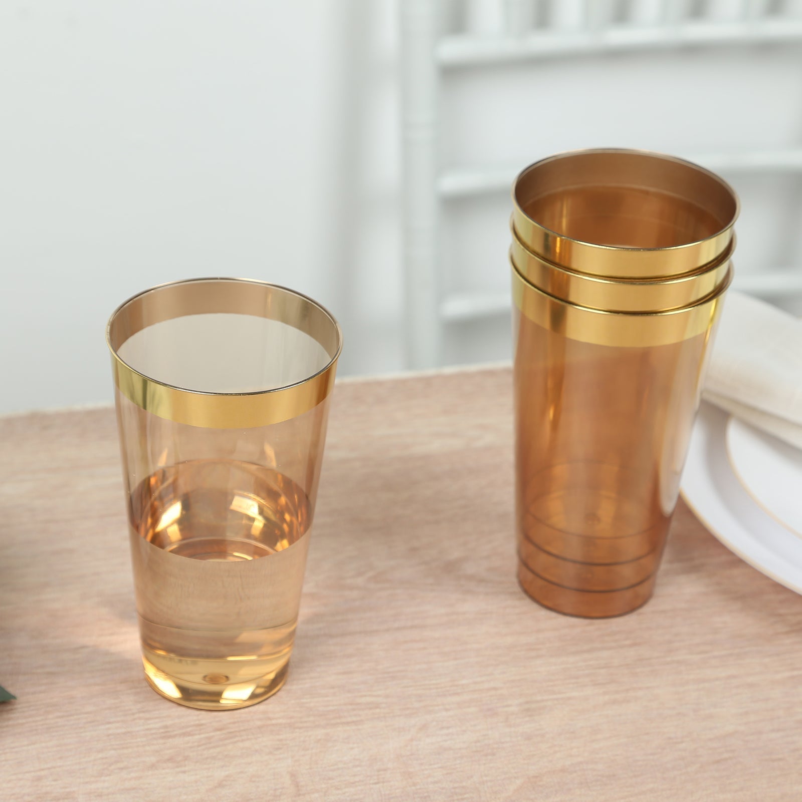 12-Pack Plastic Party Cups Transparent Amber Gold with Gold Rim - Durable Disposable Tumblers for Drinks 17oz 5.5"