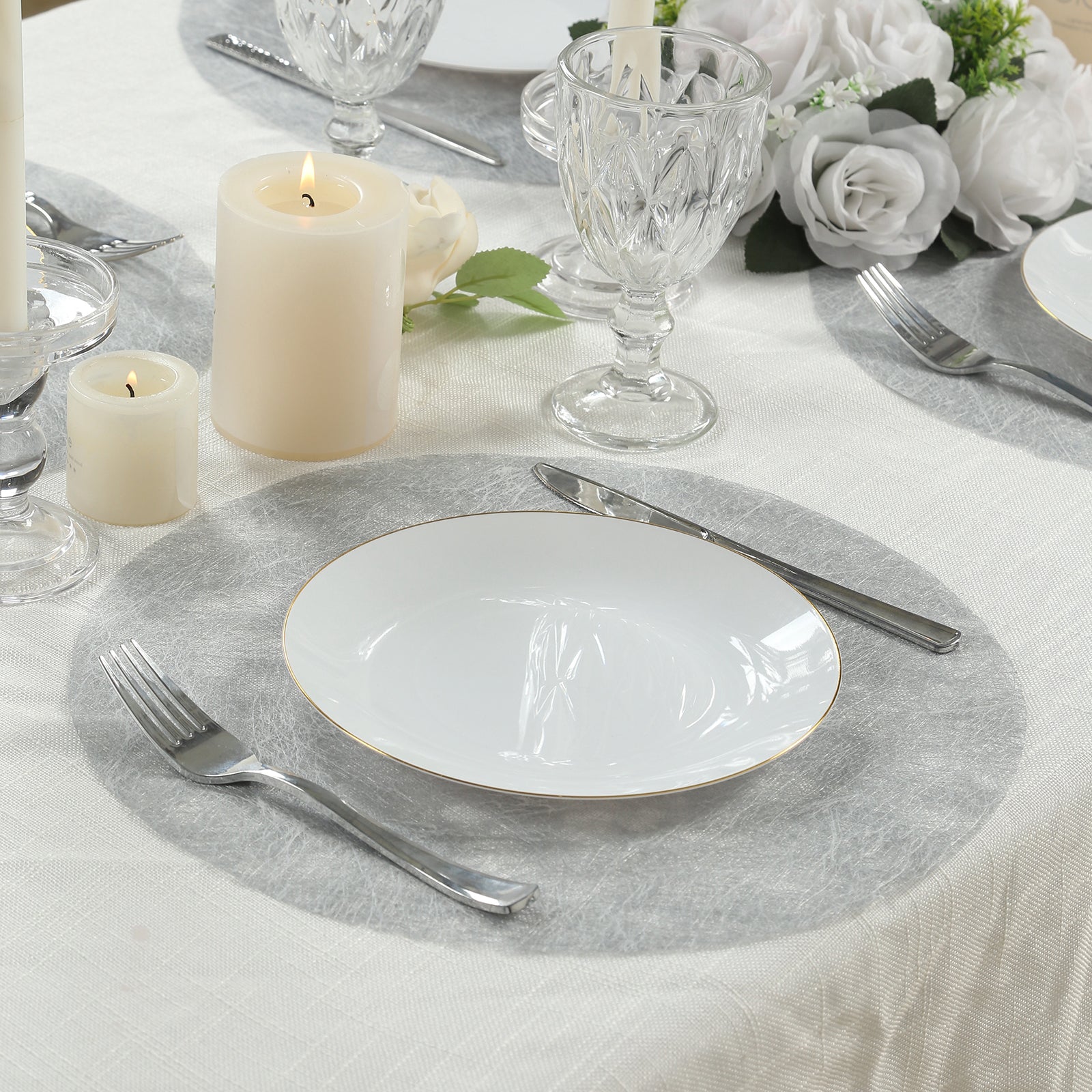 50 Pack Disposable Metallic Silver Placemats, 13" Non-Woven Mesh Fiber Round Table Mats for Dining & Events