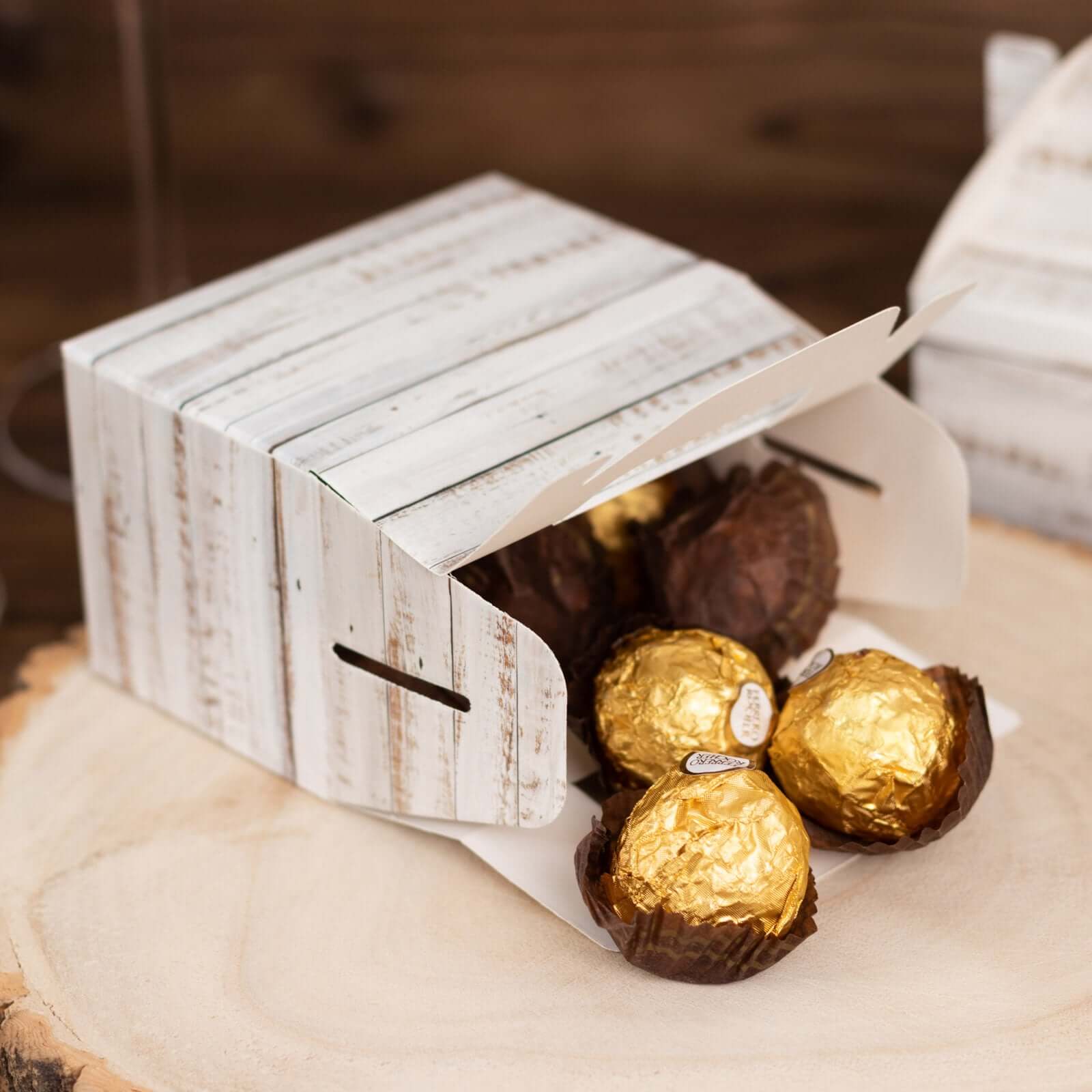 25 Pack Rustic White Candy Gift Tote Gable Boxes With Wood Plank Pattern, Party Favor Treat Boxes - 4"x2.5"x4.5"