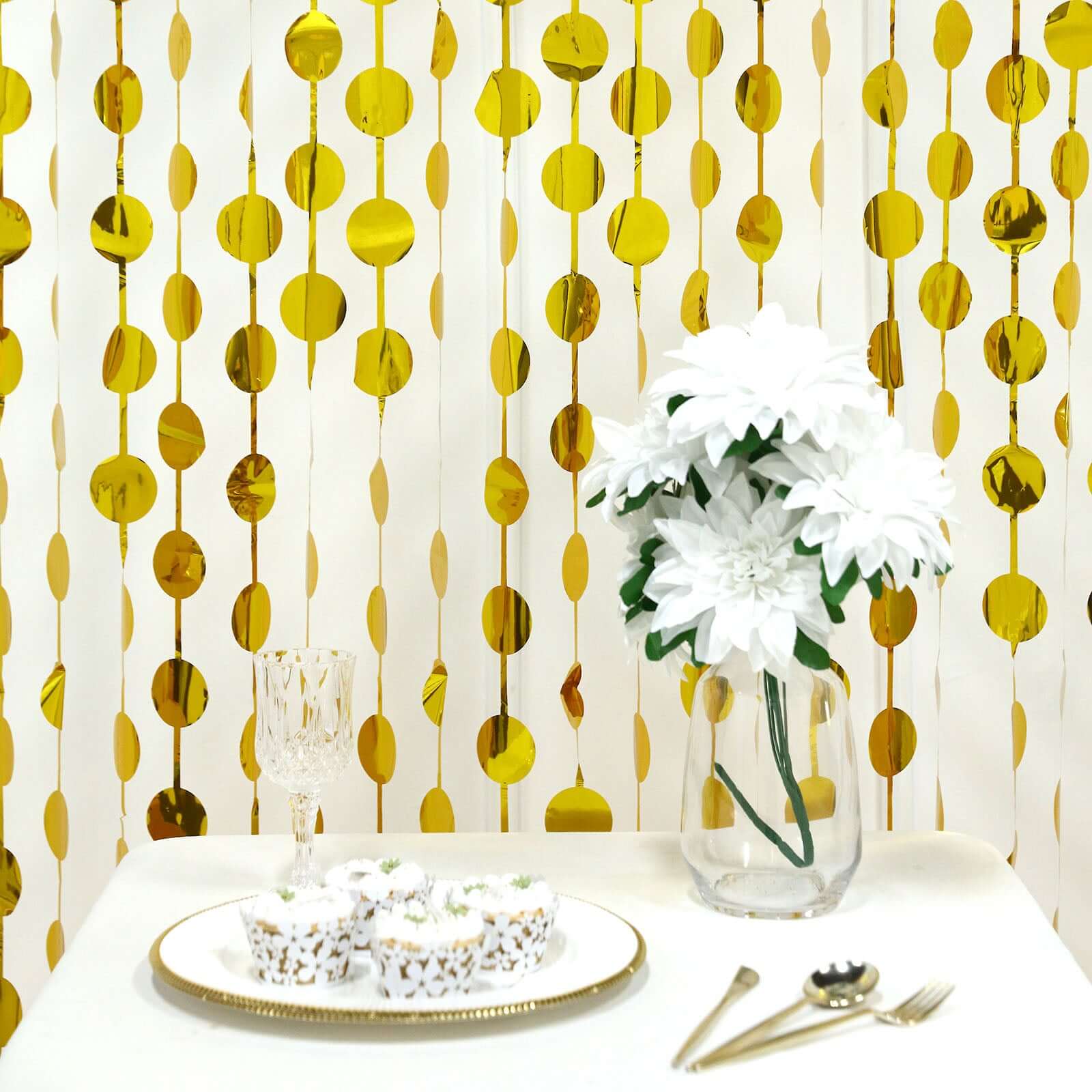 Gold Round Chain Foil Fringe Curtain Party Backdrop, Metallic Gold Tinsel Streamer Party Decor - Door Window Foil Curtain - 3ftx6.5ft