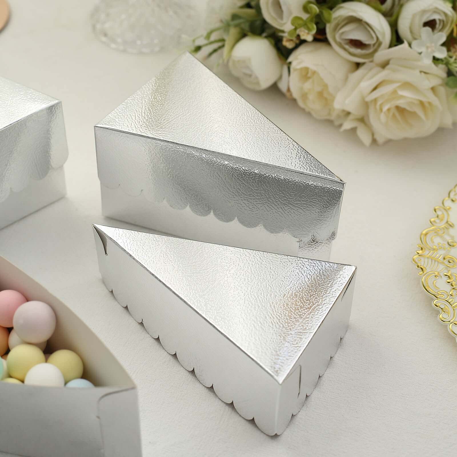 10-Pack Cardstock Triangle Cake Slice Boxes Metallic Silver with Scalloped Top - Decorative Takeaway Dessert Containers for Pie Snacks & Party Favors 5"x3"