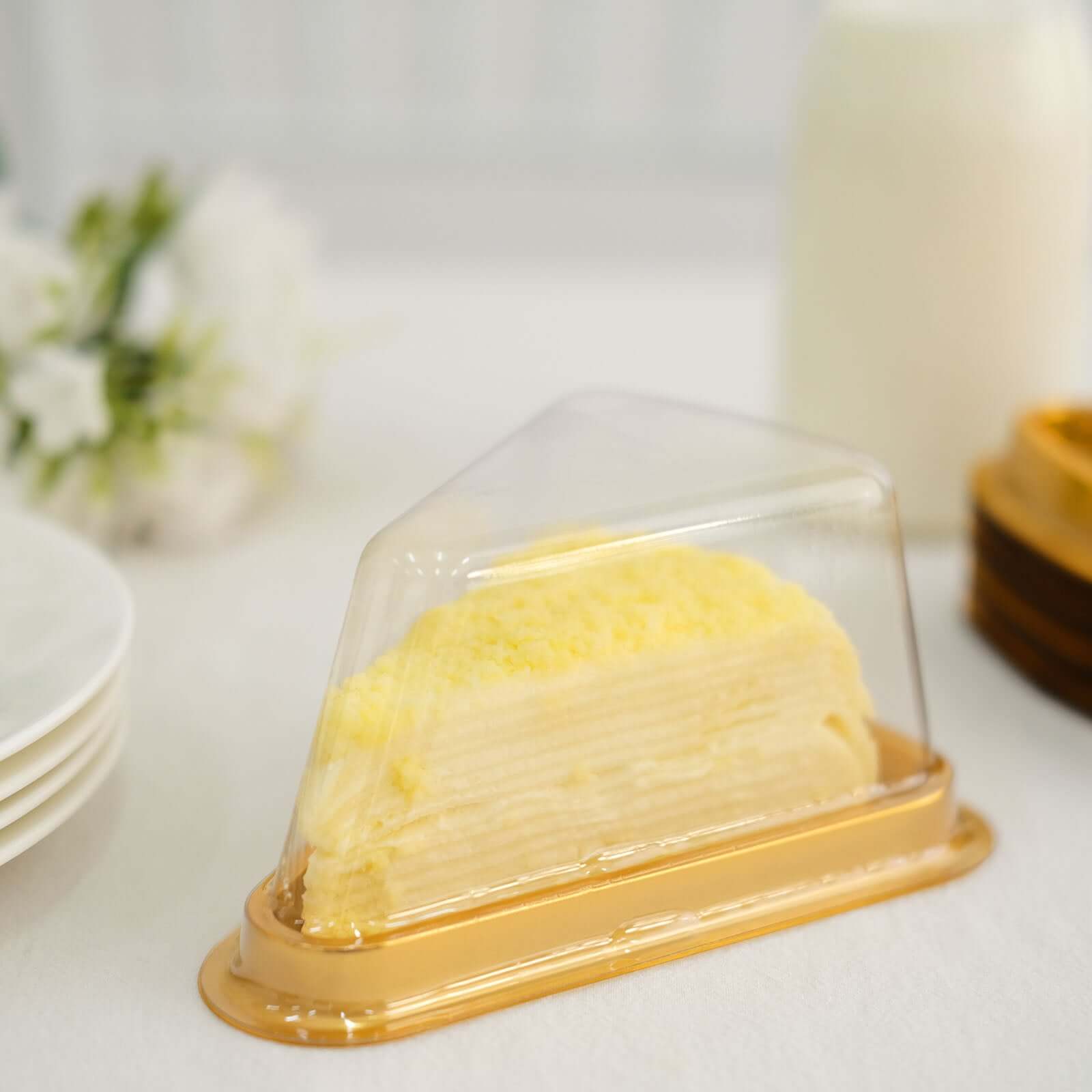 50-Pack Plastic Cake Slice Favor Containers Gold/Clear - Chic Individual Cheesecake Pie Party Favor Boxes with Lid for Events & Catering 6"x4.5"x2.5"