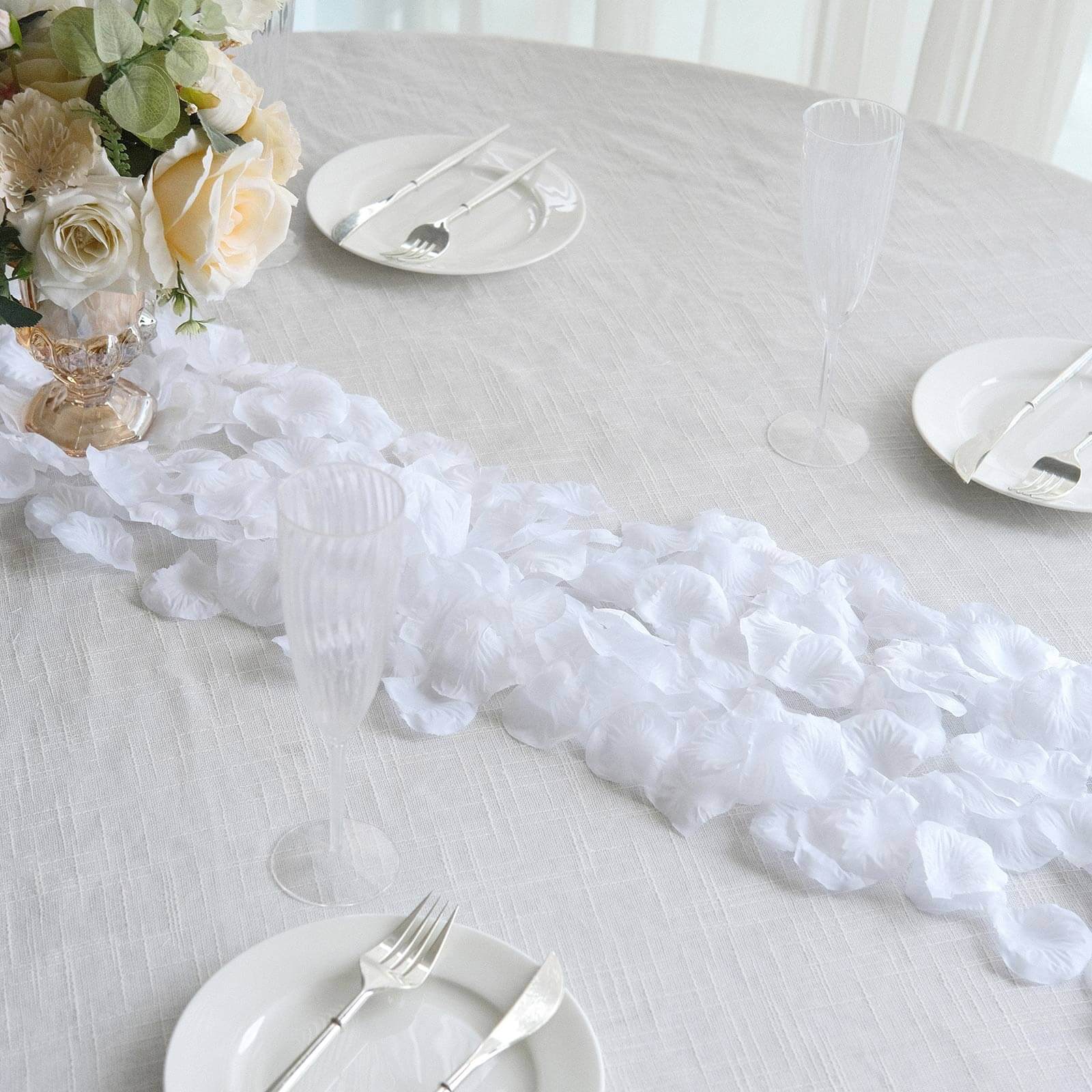 500-Pack Rose Petals Round Design White Silk Confetti - Decorative Scatters for Tables and Floors