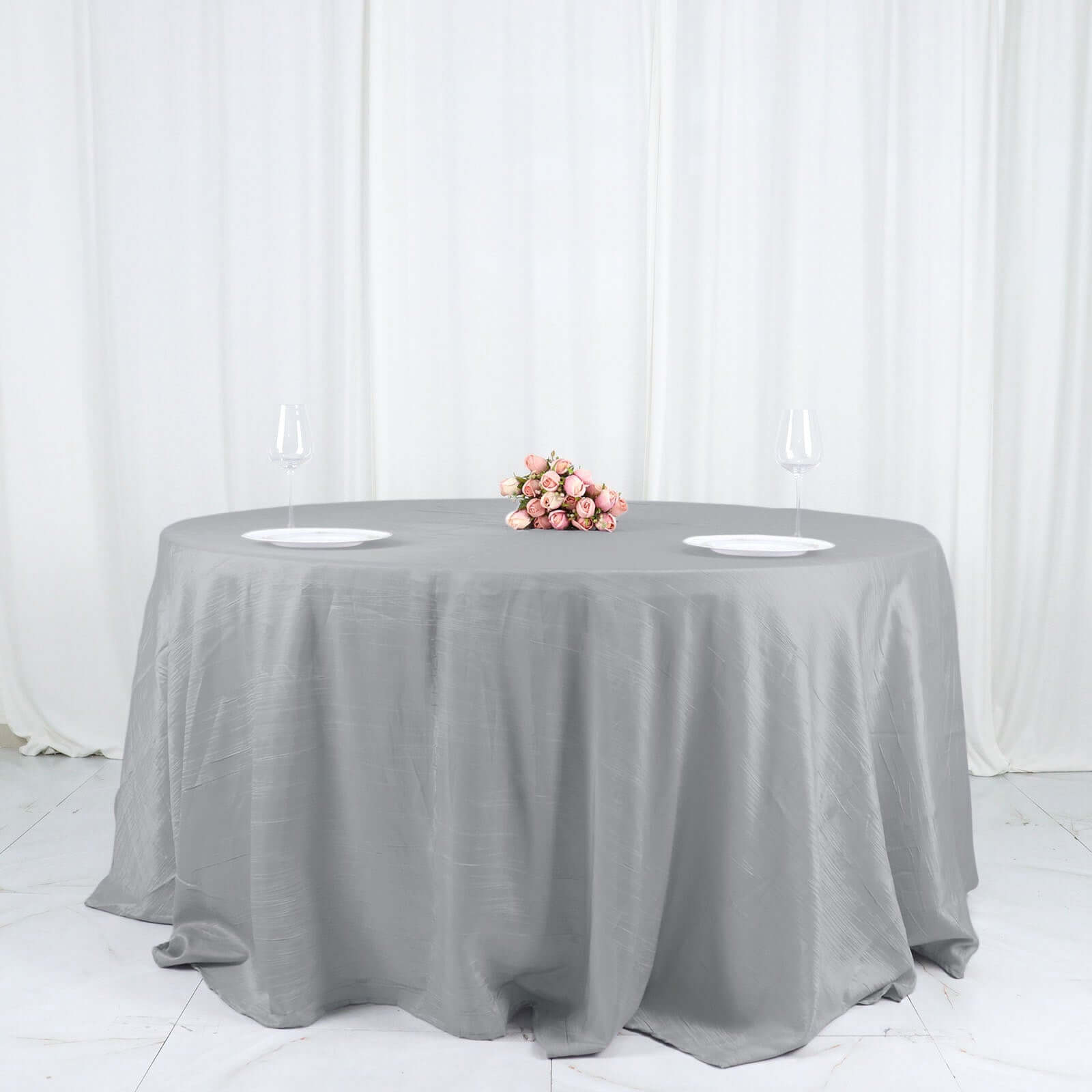 Taffeta 132" Round Tablecloth Silver - Seamless Accordion Crinkle Table Cover