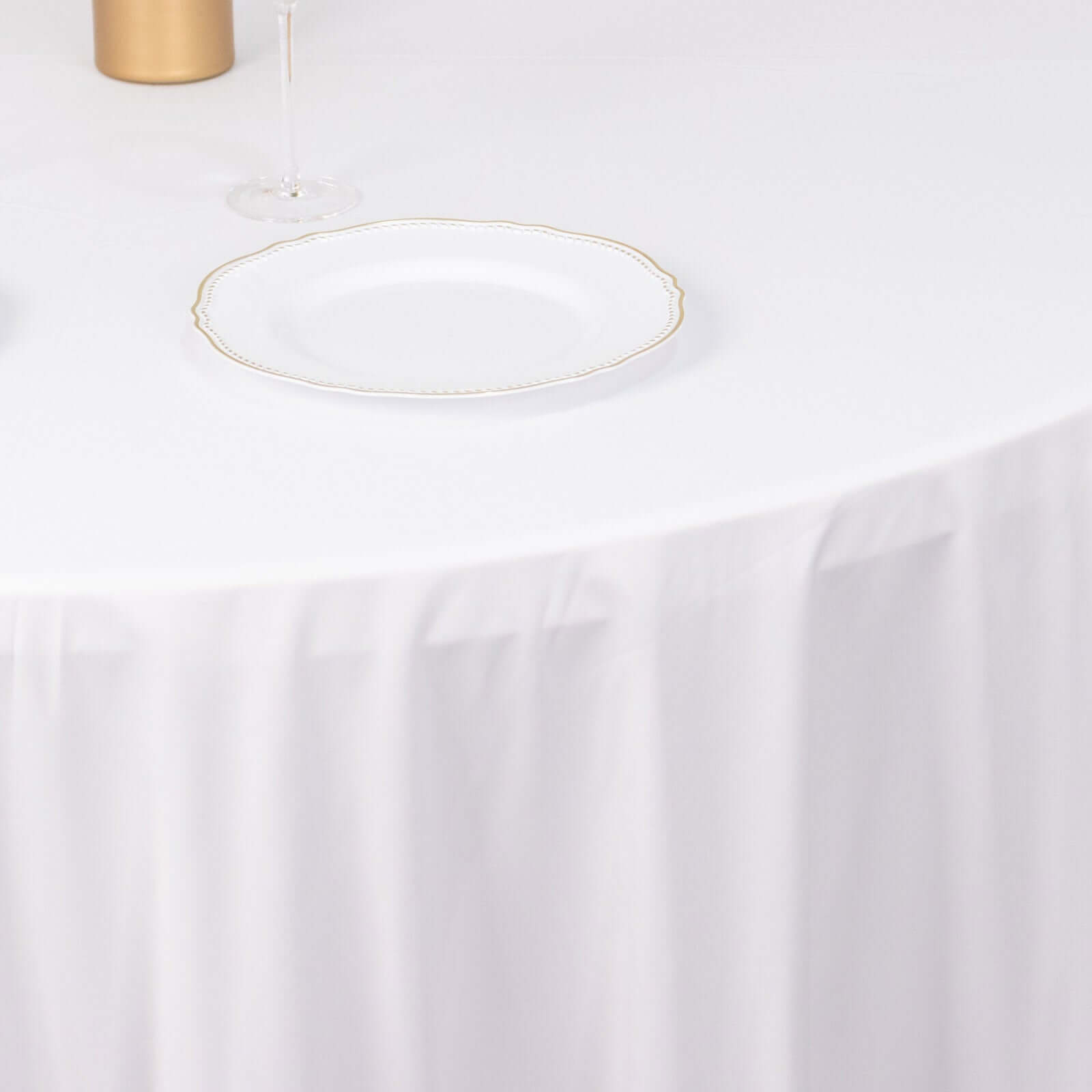 Scuba Round 120" Tablecloth White - Wrinkle Free & Stain Resistant Seamless Table Cover for Weddings & Events