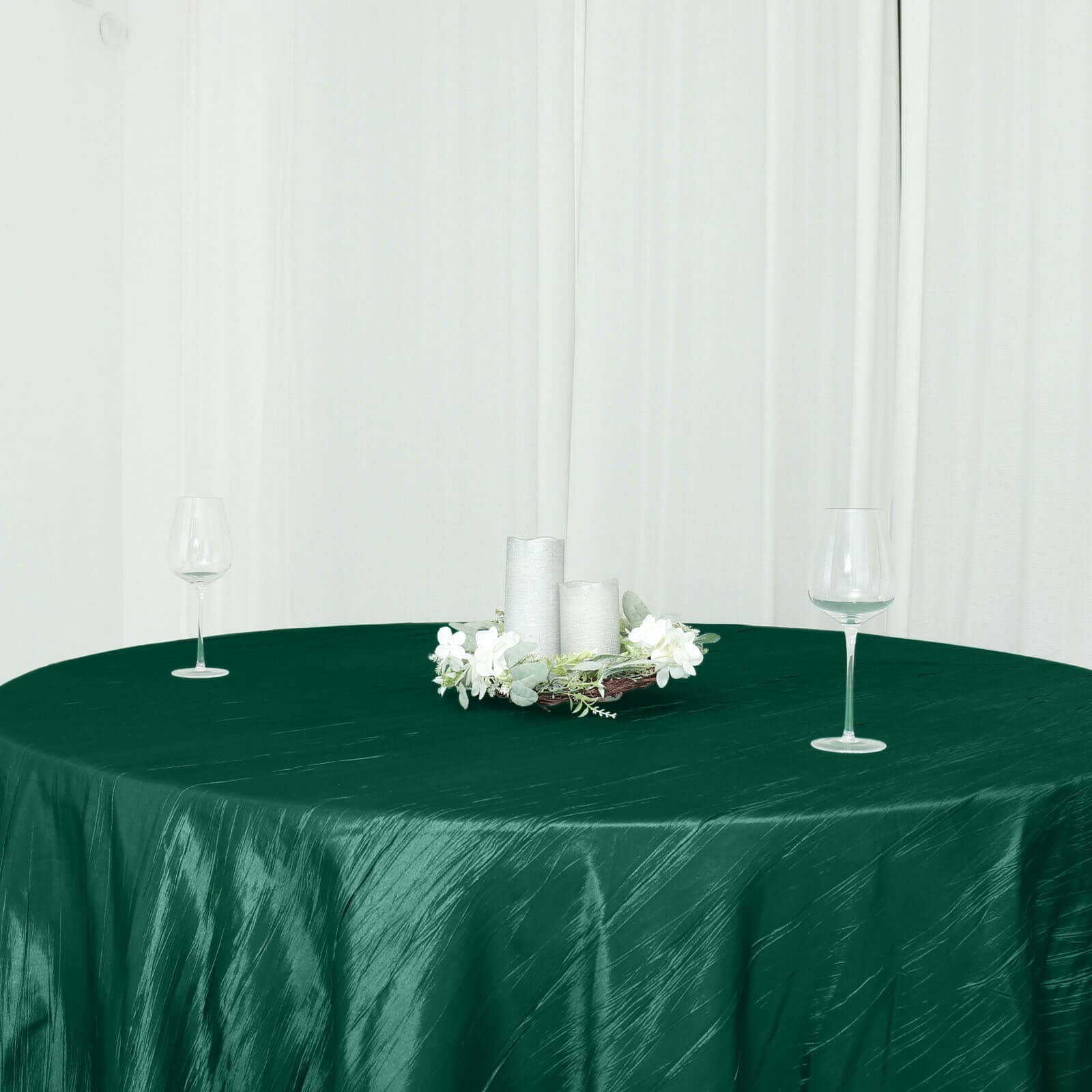 Taffeta 120" Round Tablecloth Hunter Emerald Green - Seamless Accordion Crinkle Table Cover