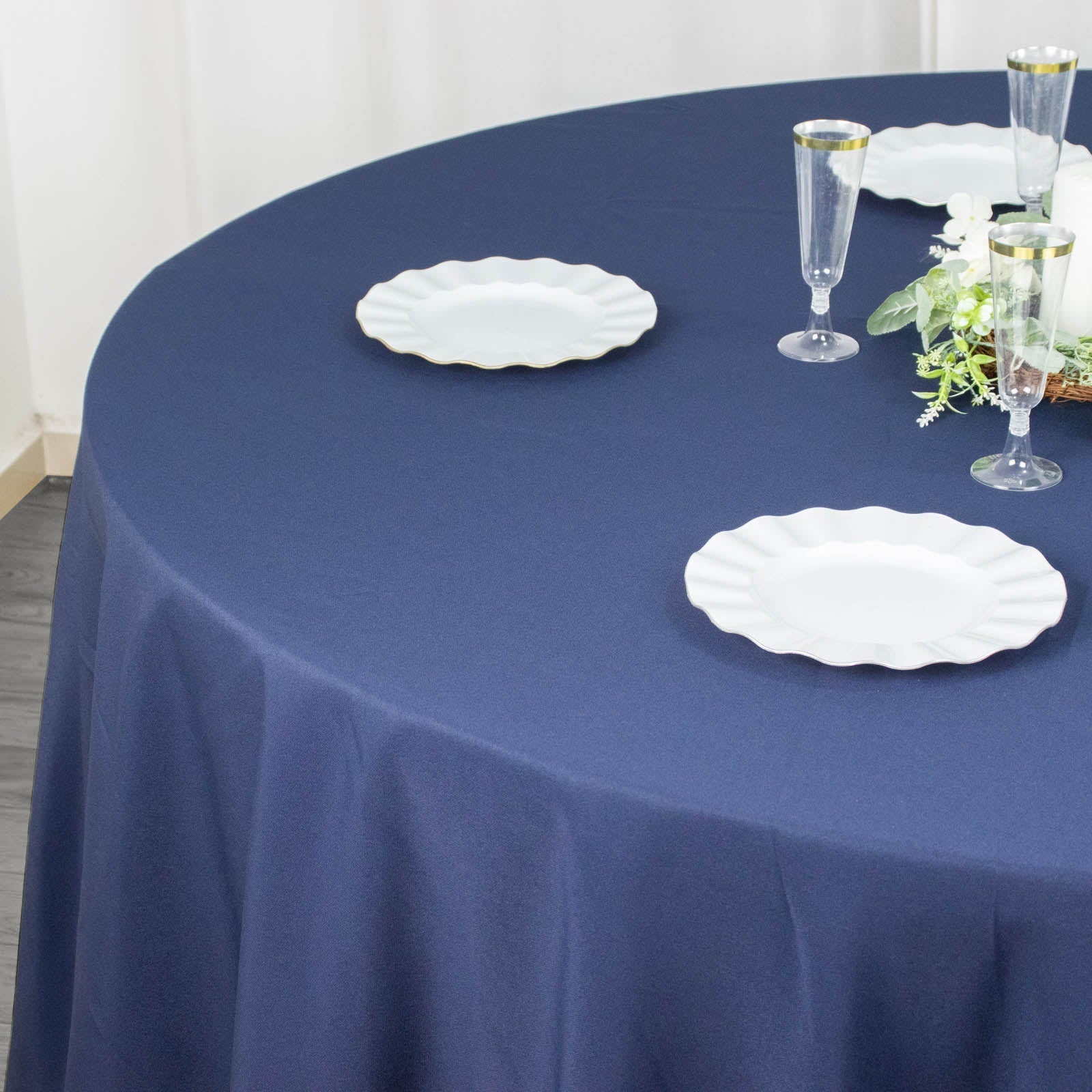 Fire Retardant Premium Polyester 132" Round Tablecloth Navy Blue - High-Performance Seamless Table Cover