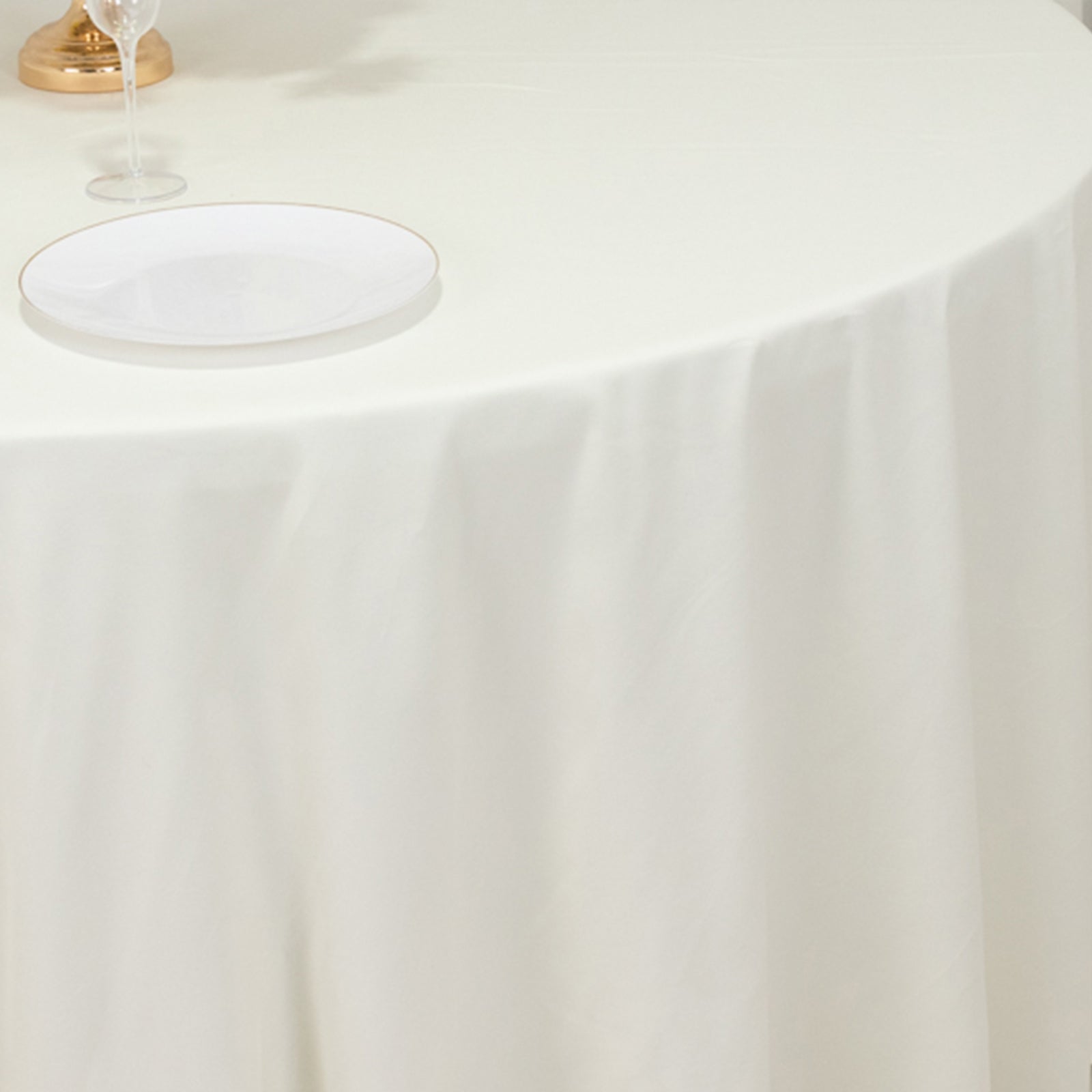 Cotton Blend 120" Round Tablecloth Ivory - Seamless Wrinkle-Resistant Table Cover