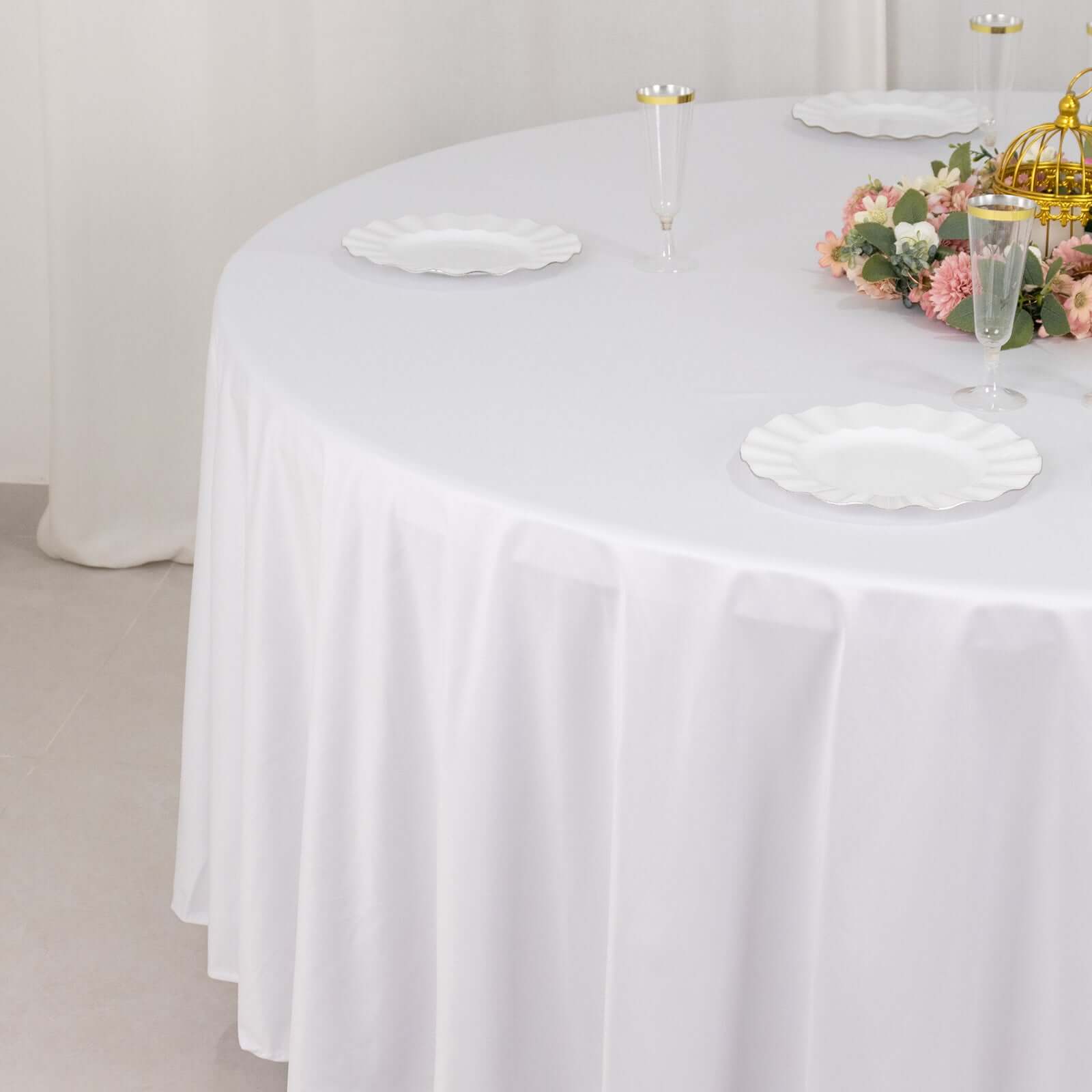 Scuba Round 108" Tablecloth White - Wrinkle Free & Stain Resistant Table Cover for Exquisite Events
