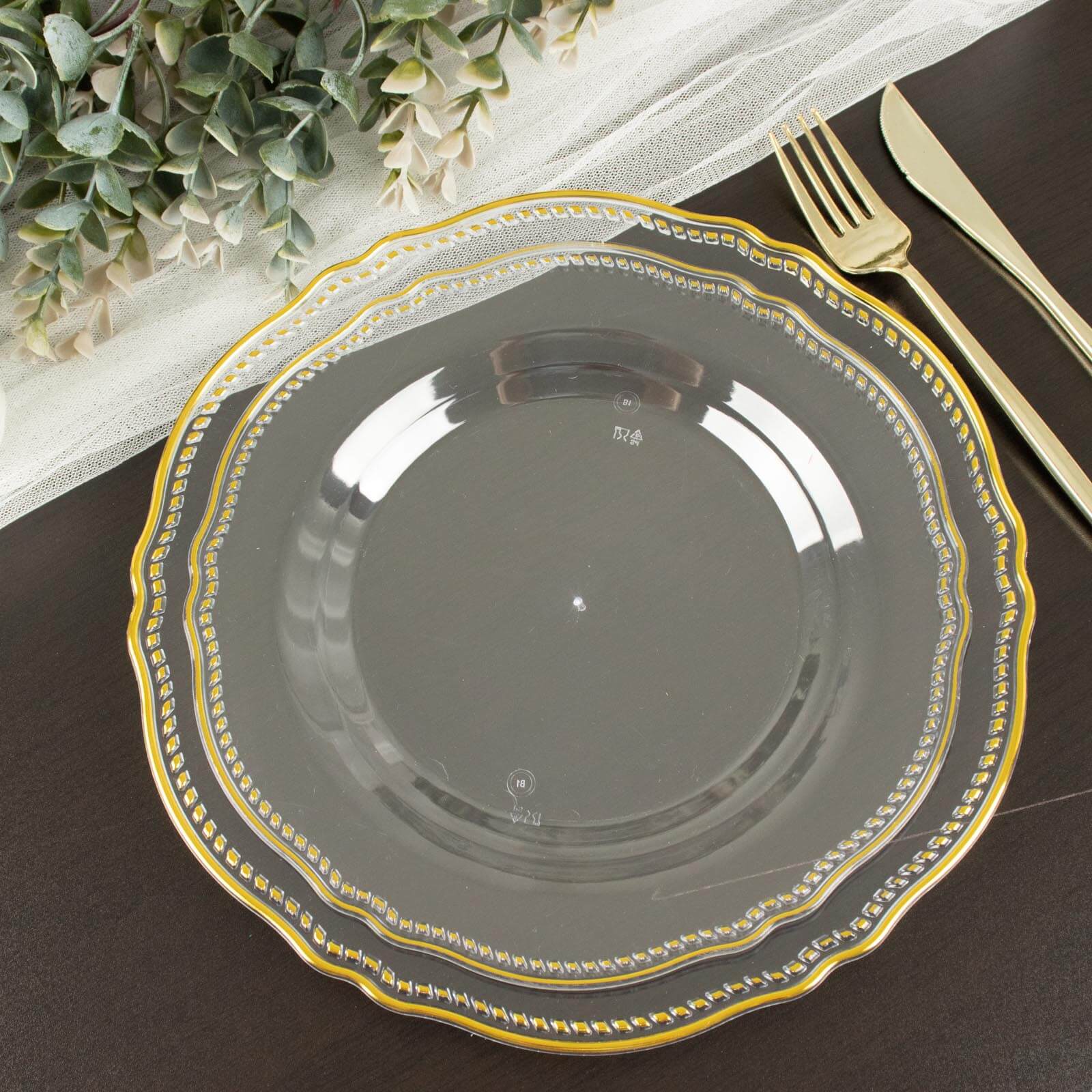 10-Pack Plastic Dinner Plates in Clear with Gold Scalloped Rim - Disposable Party Plates 9"