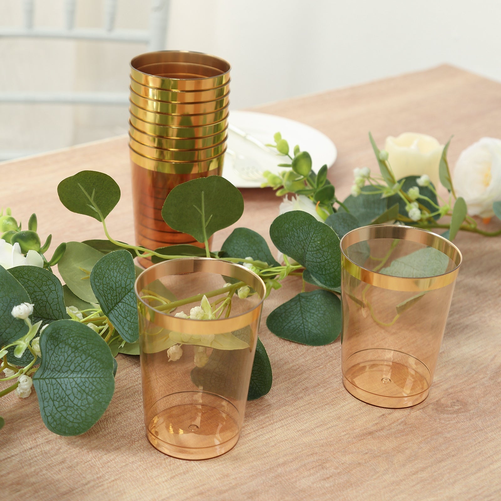 25-Pack Plastic Tumbler Cups Transparent Amber Gold with Gold Rim - Stylish Disposable Party Glasses 10oz