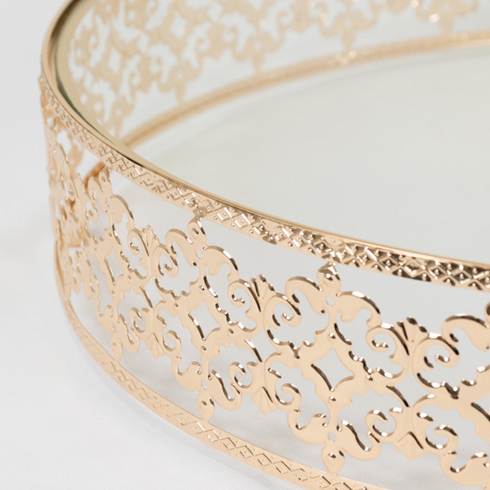 18" Gold Metal Cake Stand with Glass Top Baroque Ornate Style, Round Dessert Display Tray