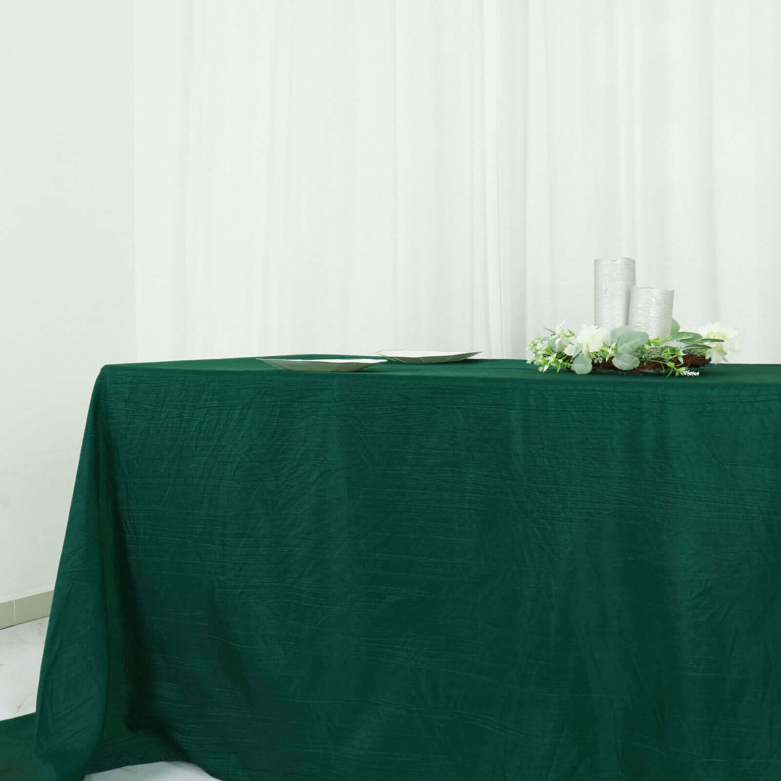 Taffeta 90"x132" Rectangle Tablecloth Hunter Emerald Green - Seamless Accordion Crinkle Table Cover