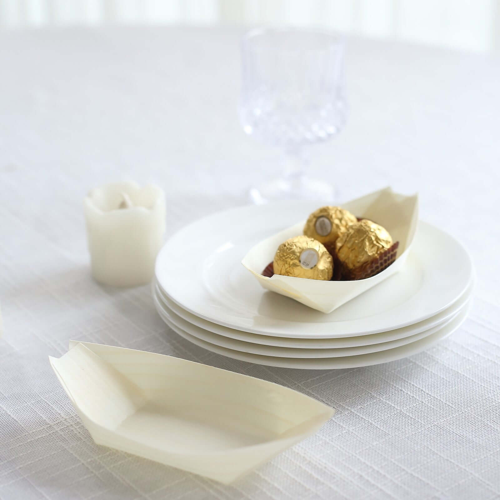 50-Pack Pine Wood Boat Shaped Food Trays Natural Compostable Design - 100% Biodegradable Sushi Snack Plates 6"