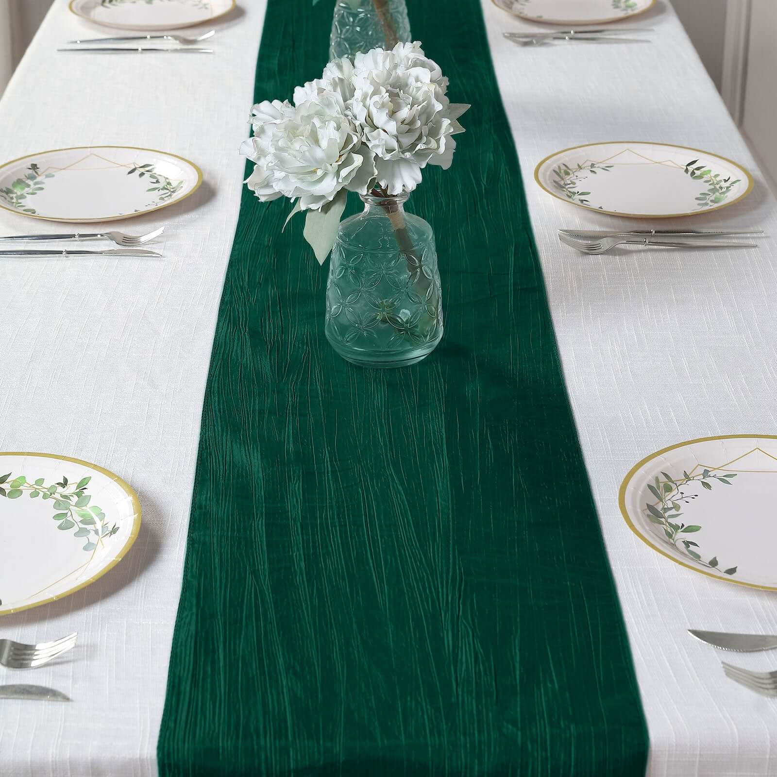 Taffeta 12"x108" Table Runner Hunter Emerald Green - Accordion Crinkle Design