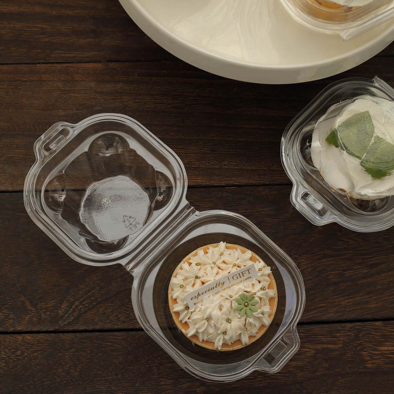 25-Pack Plastic Cupcake Container Boxes Clear - Single Clamshell-Packaging with Stackable Dome Lid for Events & Bakeries 4"