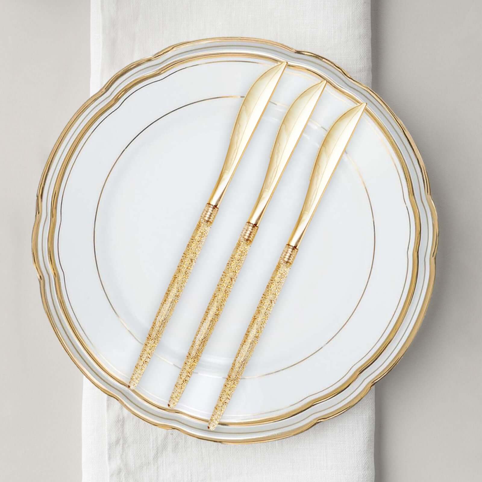 24-Pack Plastic Knives with Gold Glitter - Disposable Silverware Cutlery for Events