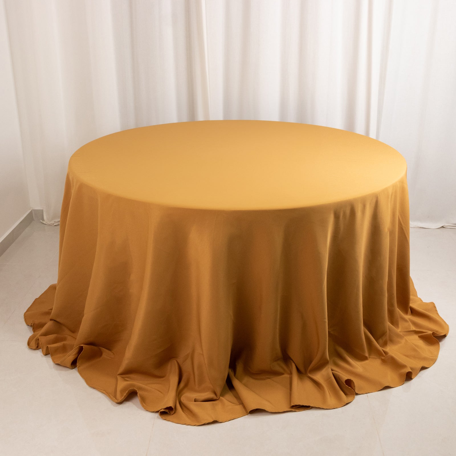 Premium Polyester 132" Round Tablecloth Gold - Seamless 220GSM Wrinkle-Resistant Design for Upscale Occasions