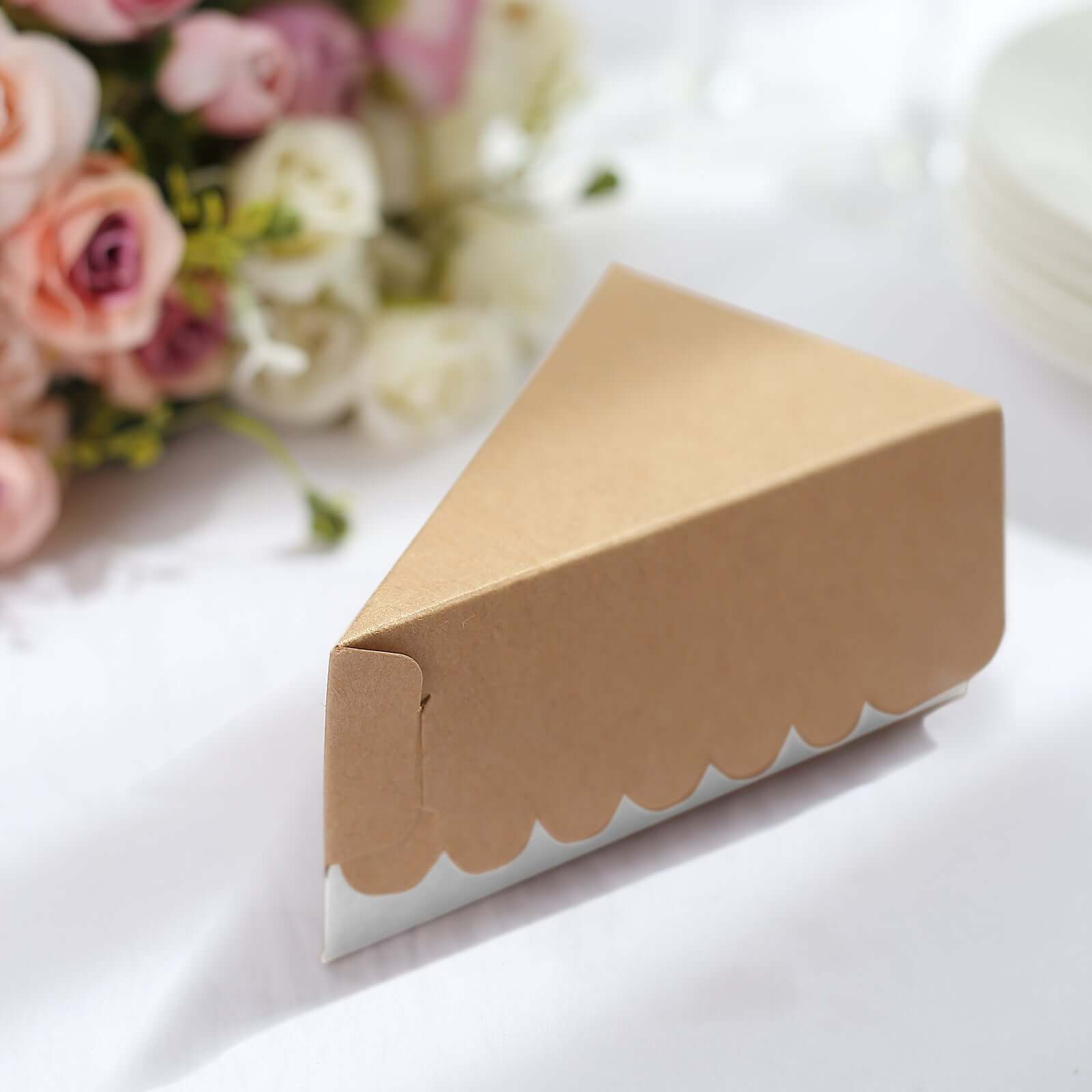 10-Pack Cardstock Triangle Cake Slice Boxes Natural with Scalloped Top - Decorative Takeaway Dessert Containers for Pie Snacks & Party Favors 5"x3"