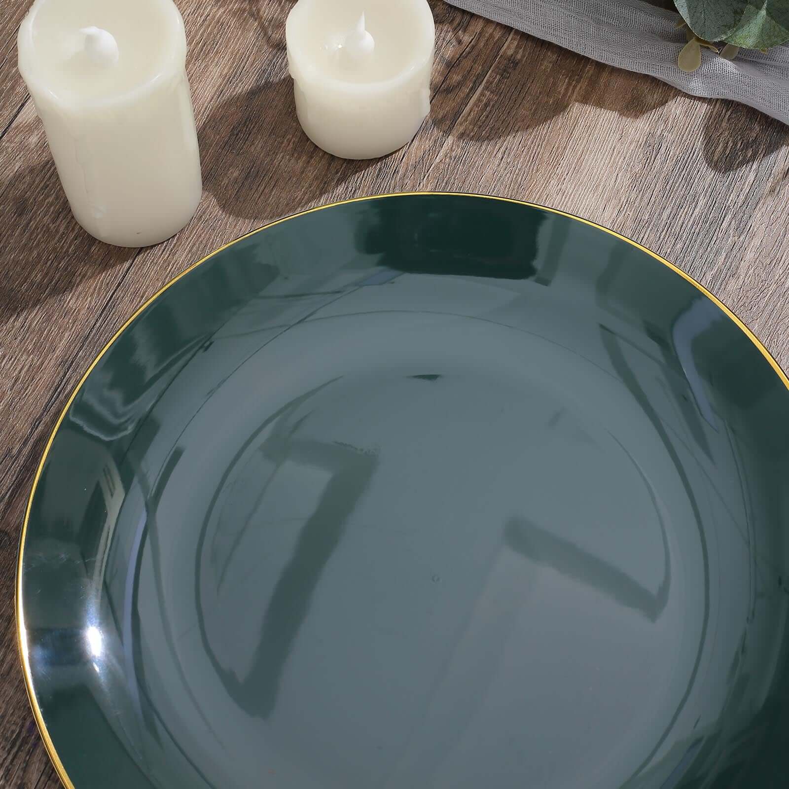 10-Pack Plastic 10" Round Dinner Plates in Hunter Emerald Green with Gold Rim - Glossy Disposable Party Plates