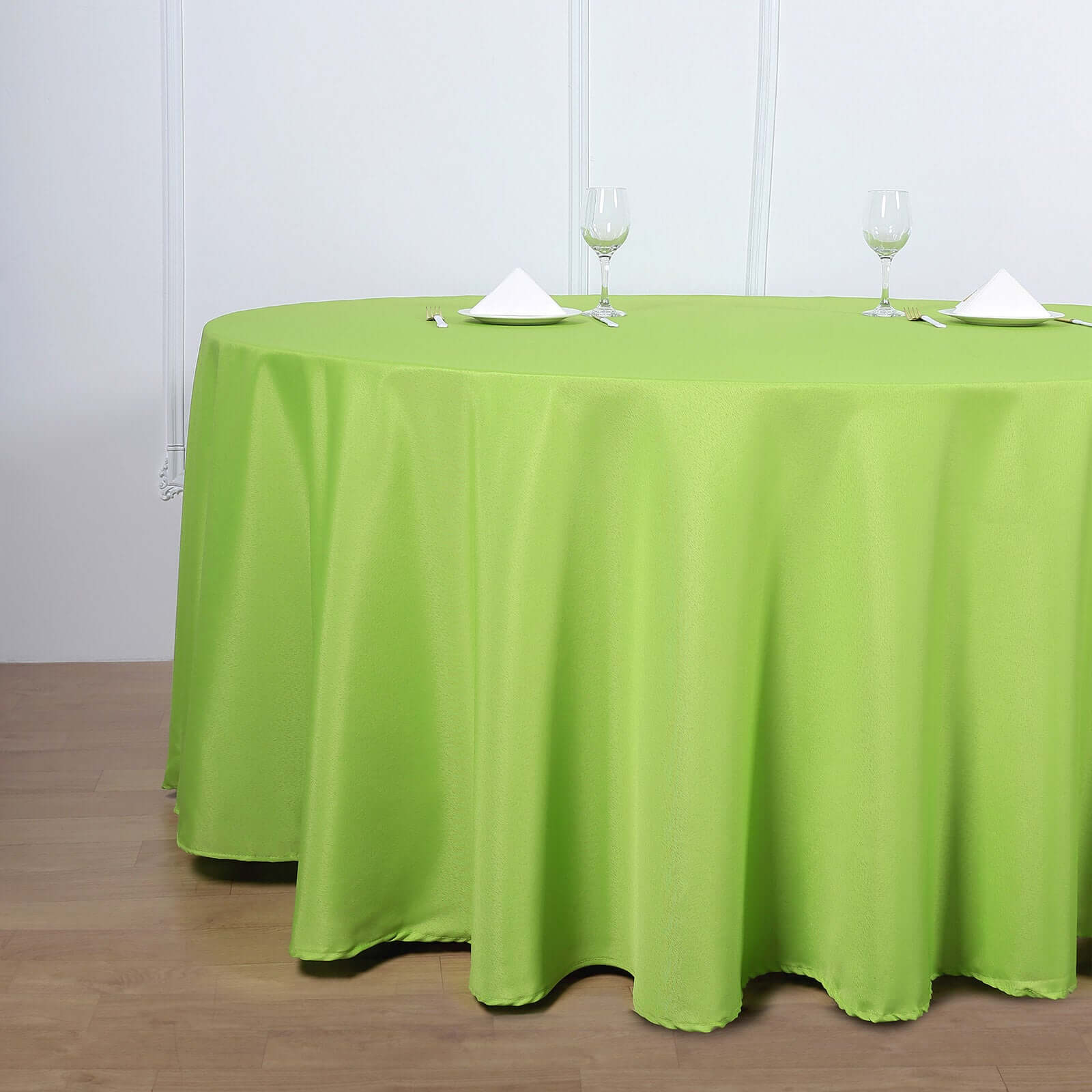 Polyester 120" Round Tablecloth Apple Green - Seamless Wrinkle-Resistant Table Cover