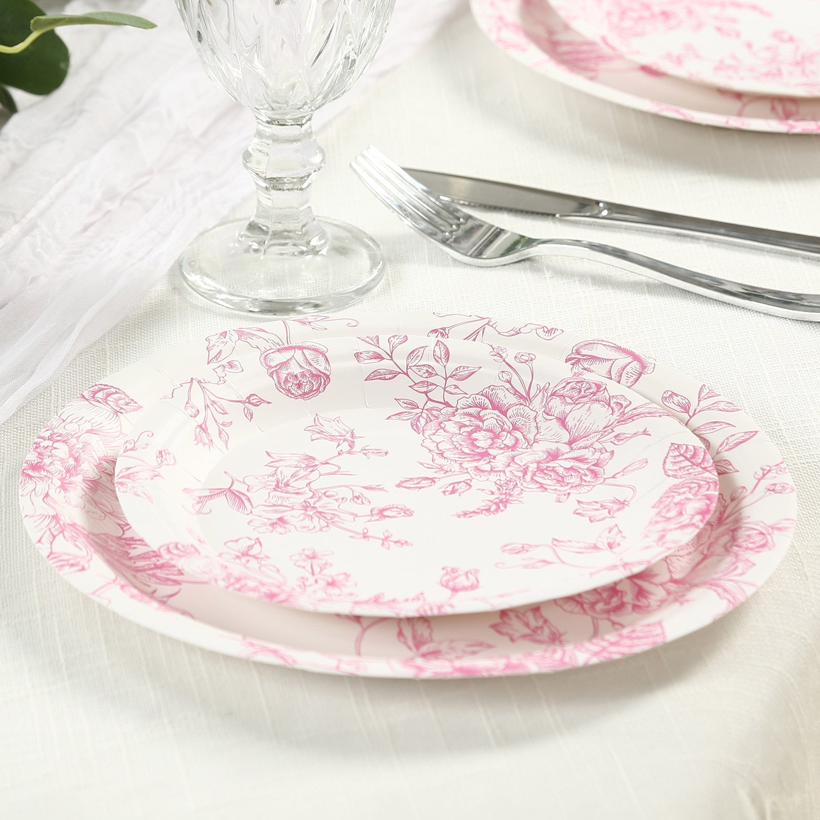 25-Pack Paper 7" Round Dessert Plates in White with Matte Pink French Toile Pattern - Disposable Floral Salad Appetizer Plates