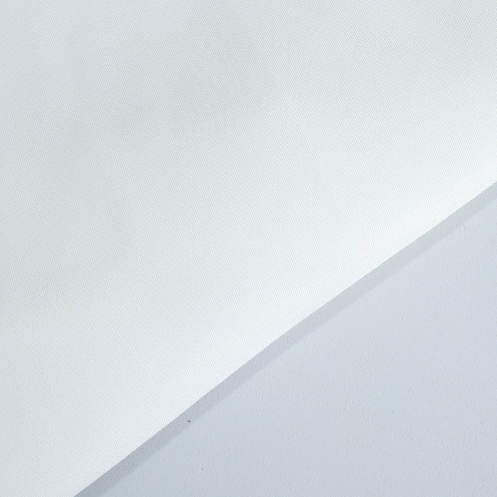 Fire Retardant Premium Polyester 90" Round Tablecloth White - Stylish High-Performance Table Cover for Large Gatherings